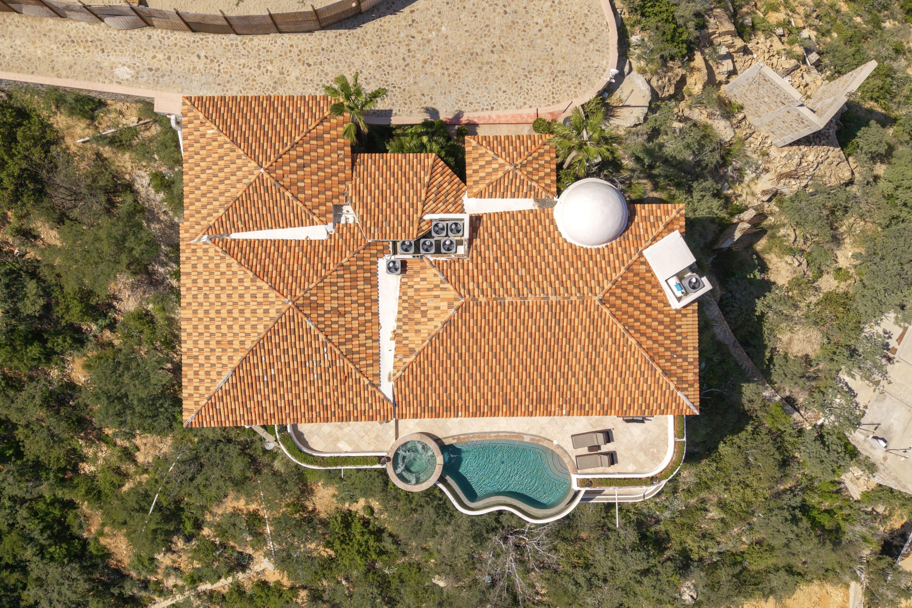 42 Camino Bonito Oriente Pedregal, Villa Leonetti