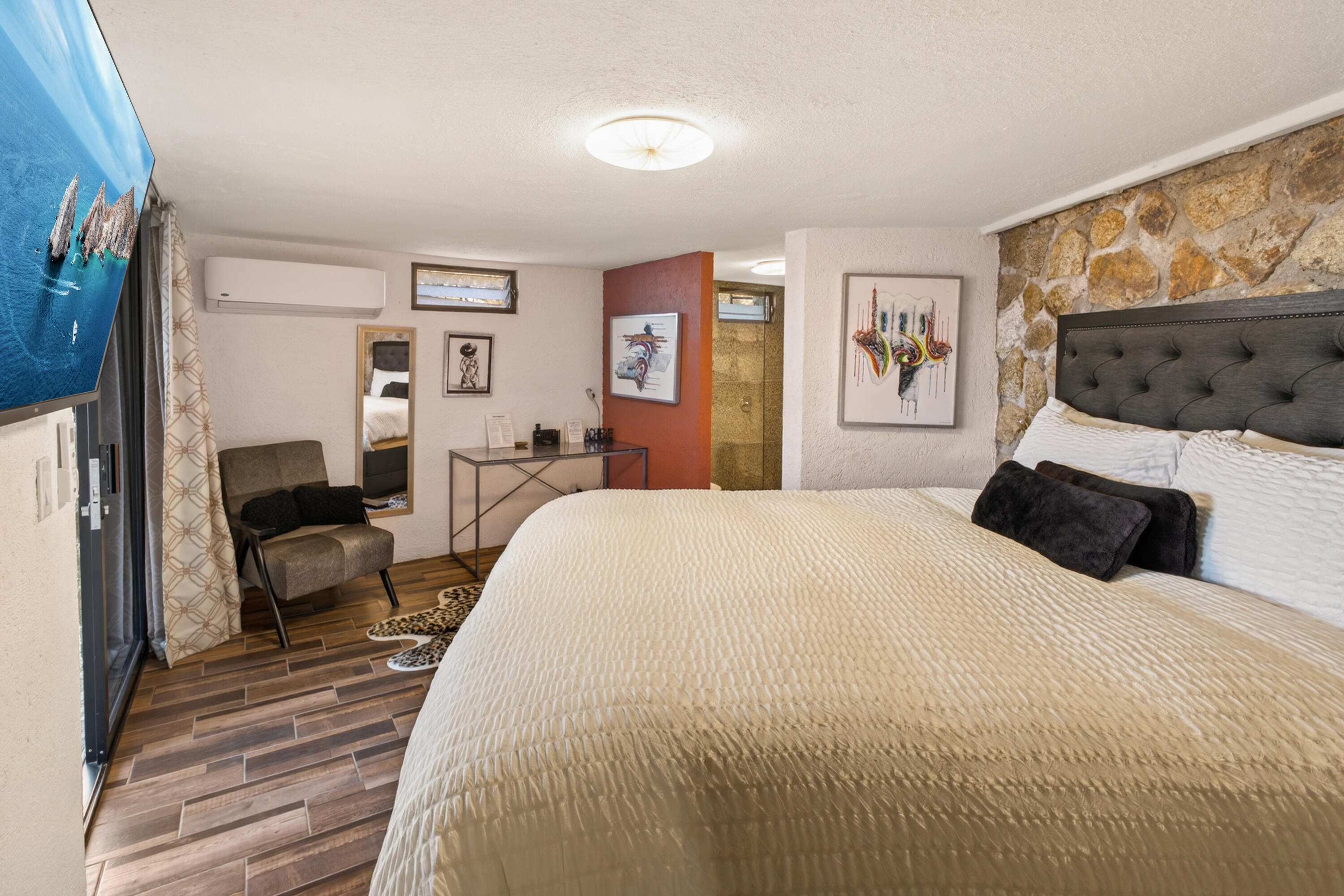 25 Camino Grande Pedregal, Villa Felicidad