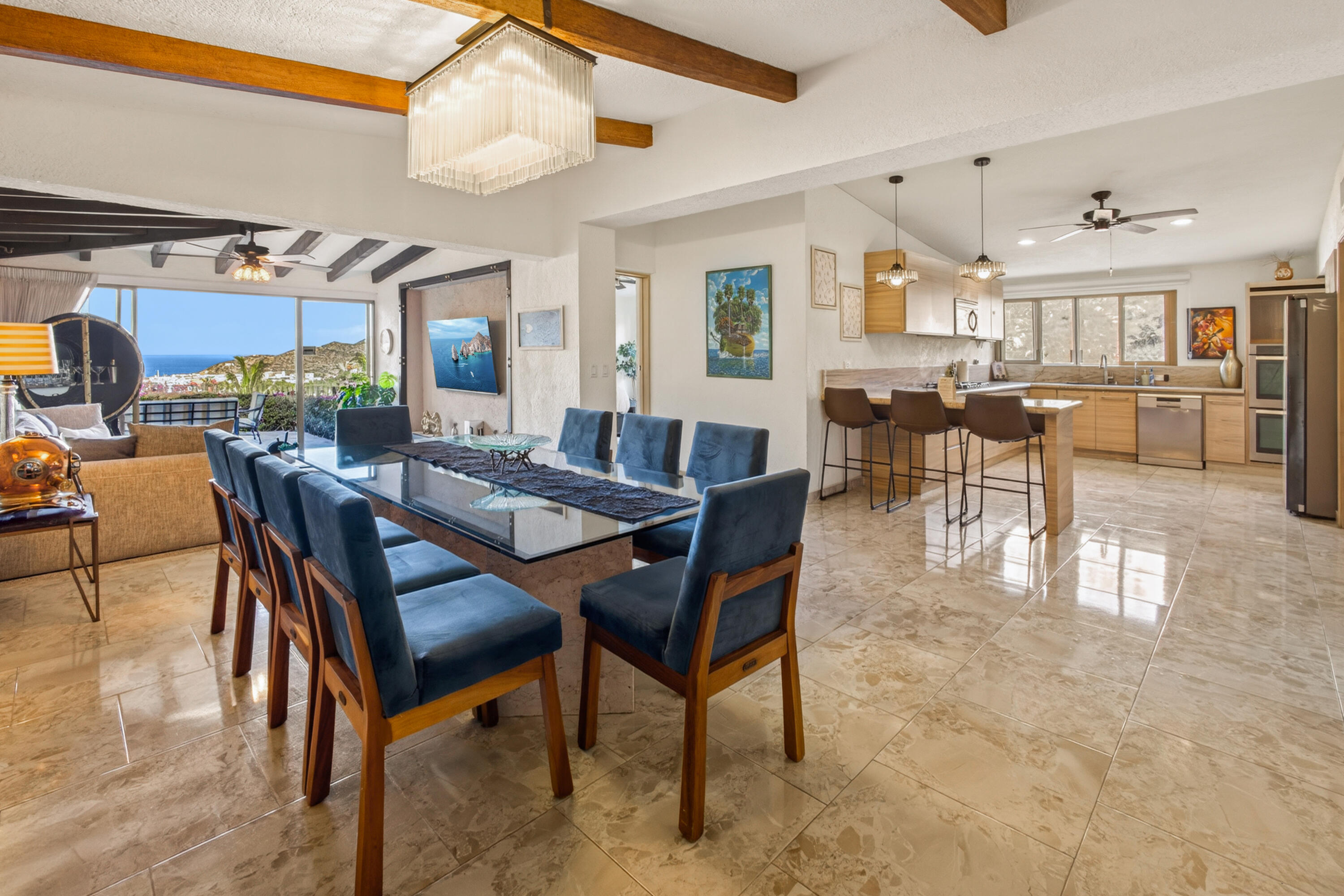 25 Camino Grande Pedregal, Villa Felicidad