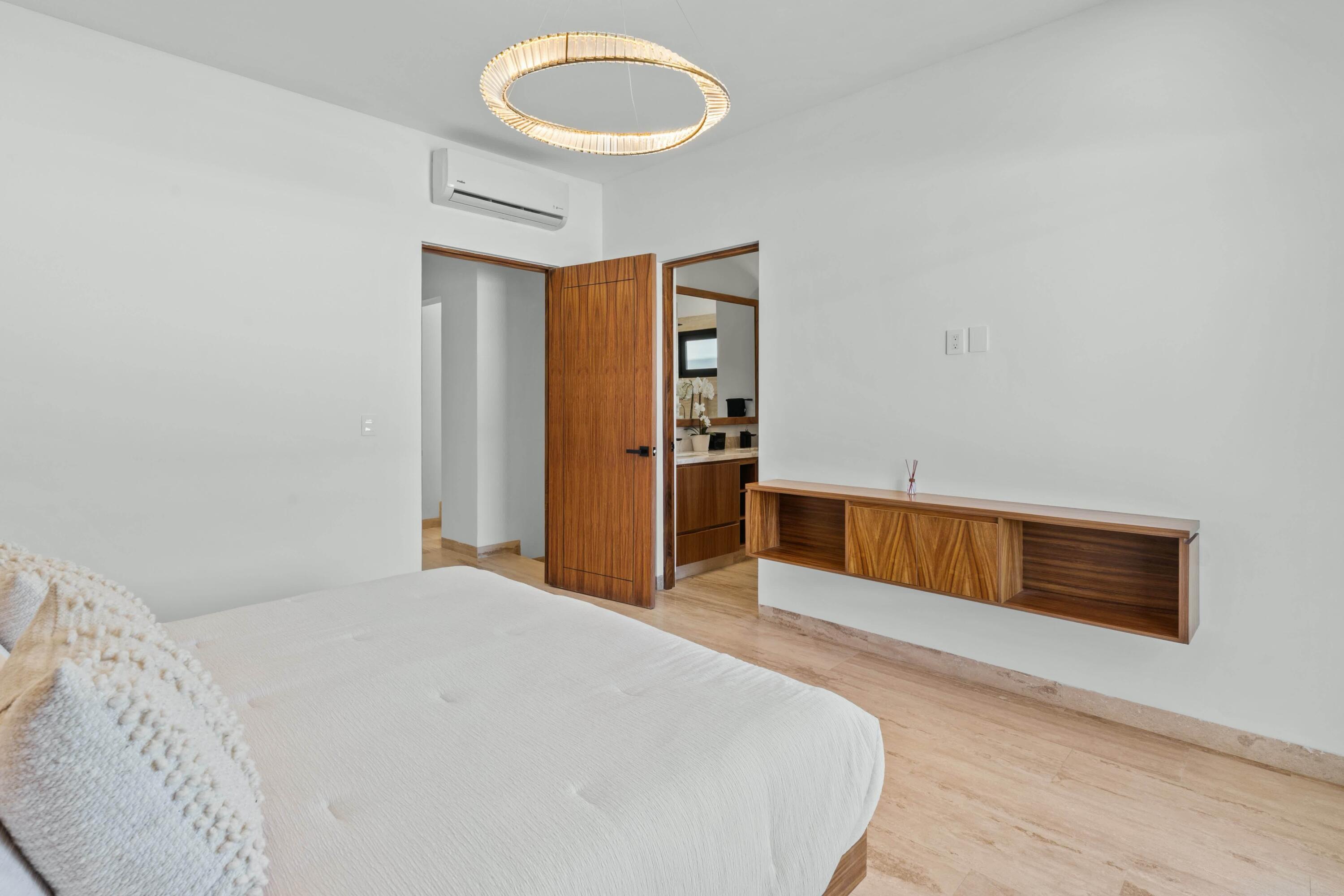 Solara del Mar Laurel 68