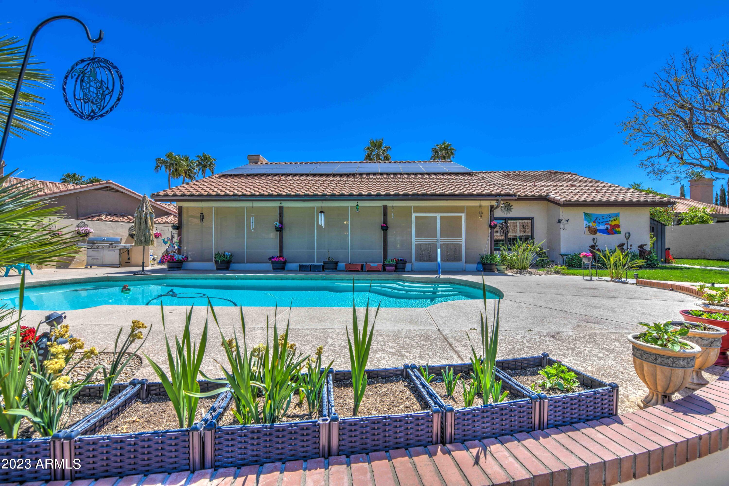 1010 S PRESIDIO Drive