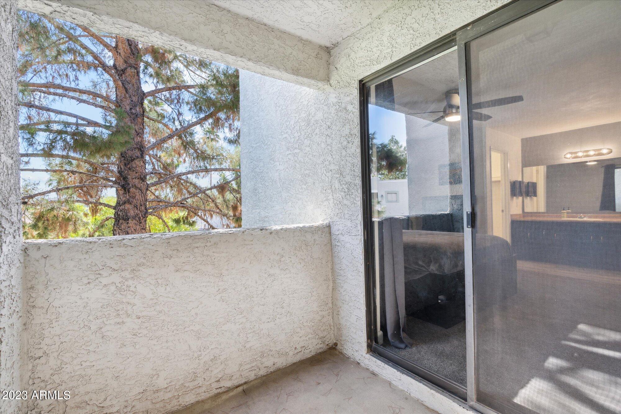 850 S RIVER Drive Unit: 2029