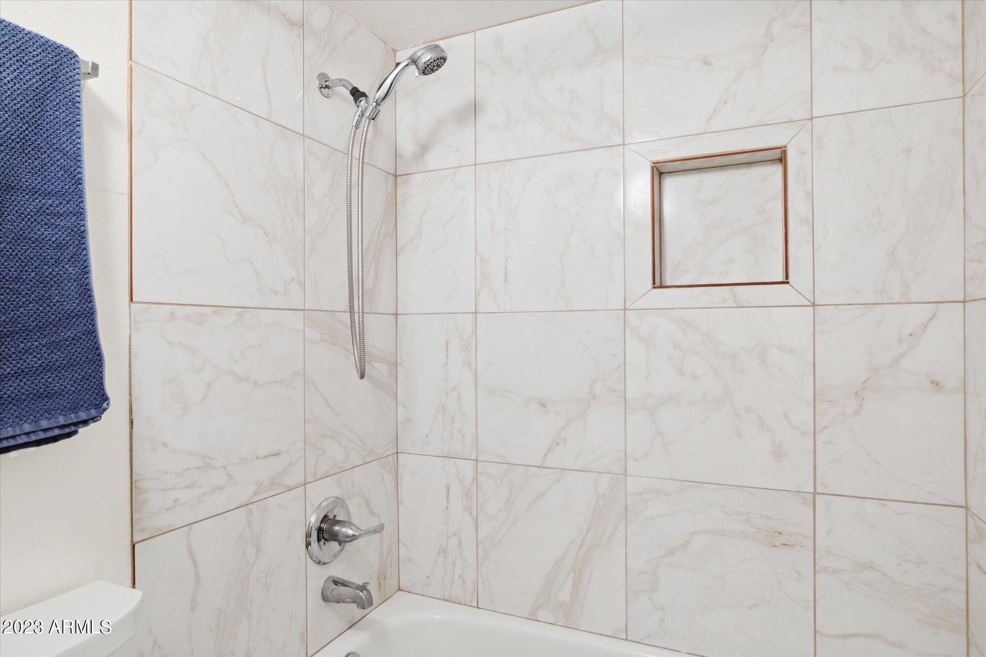 850 S RIVER Drive Unit: 2029