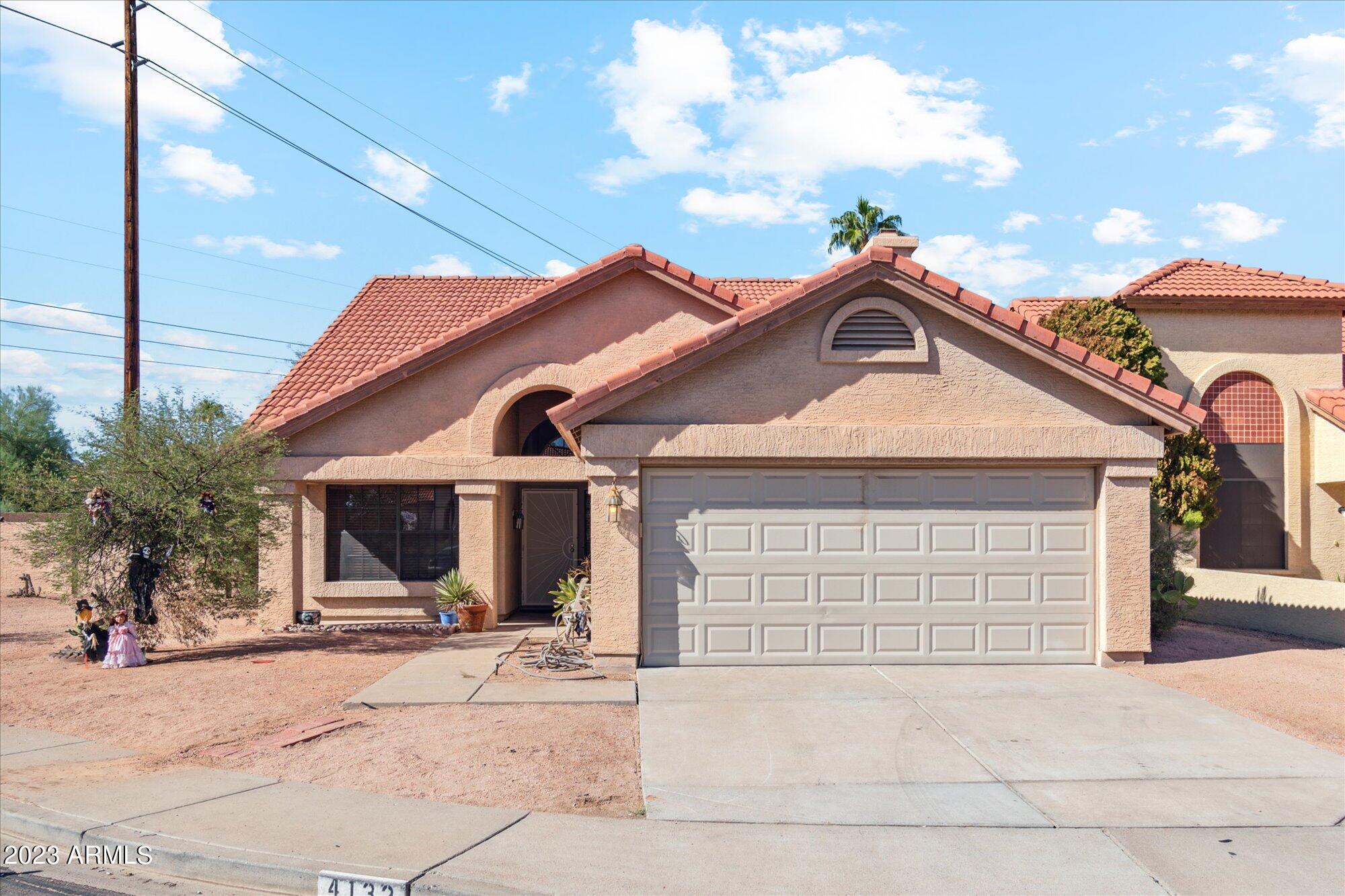 4132 E CHOLLA CANYON Drive