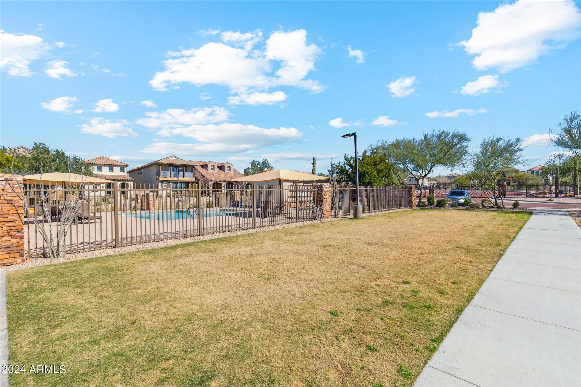 2940 N BRIGHTON --