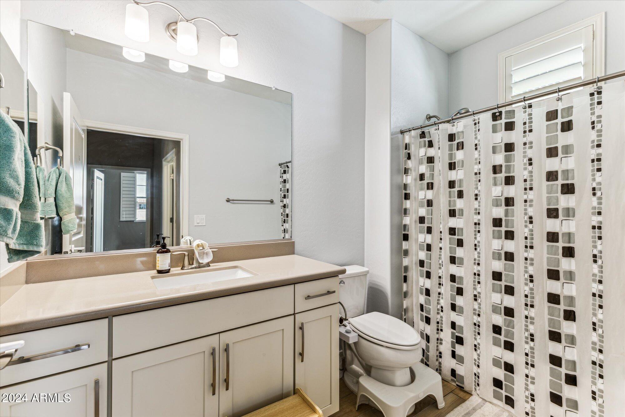 2940 N BRIGHTON --