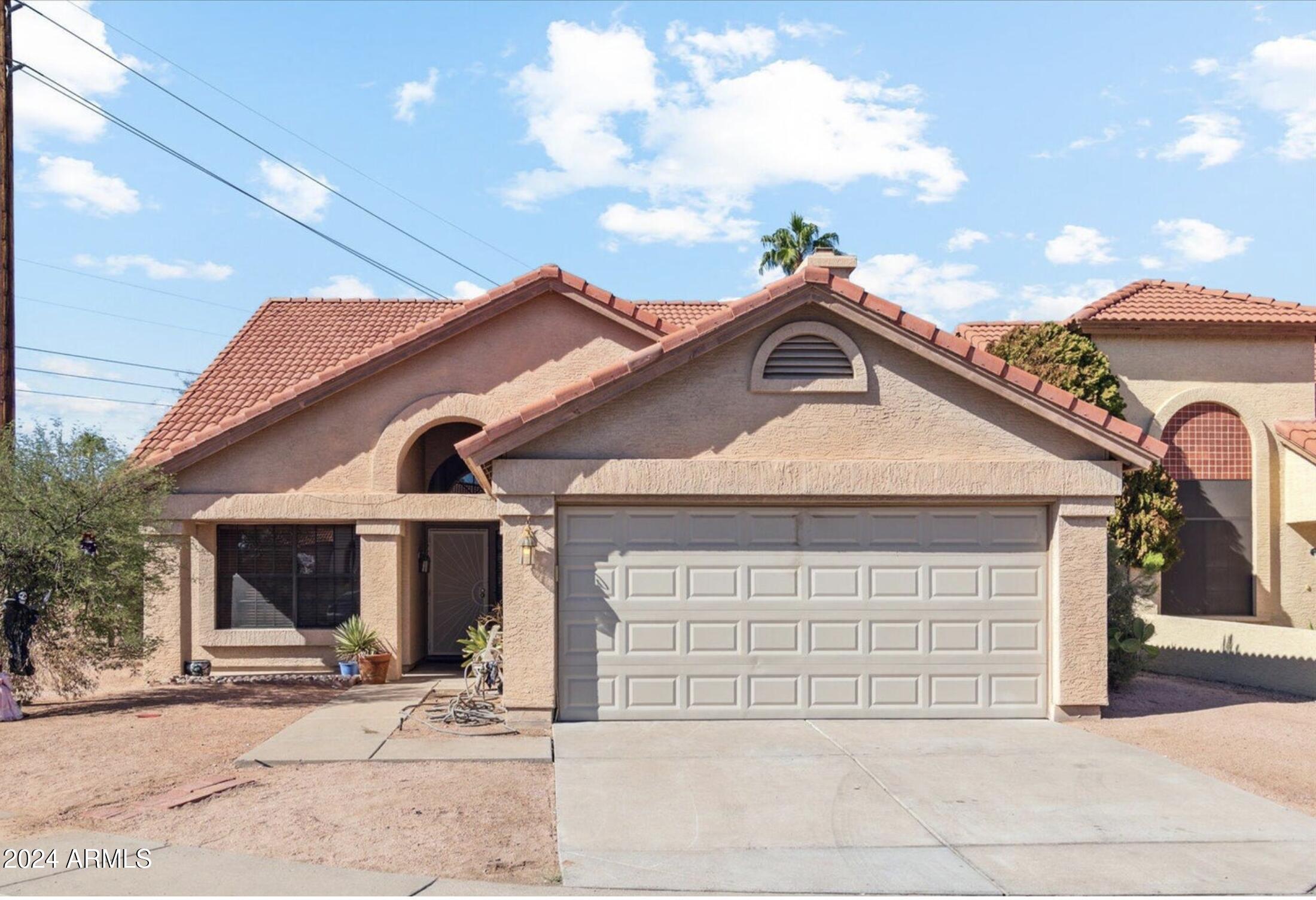 4132 E CHOLLA CANYON Drive