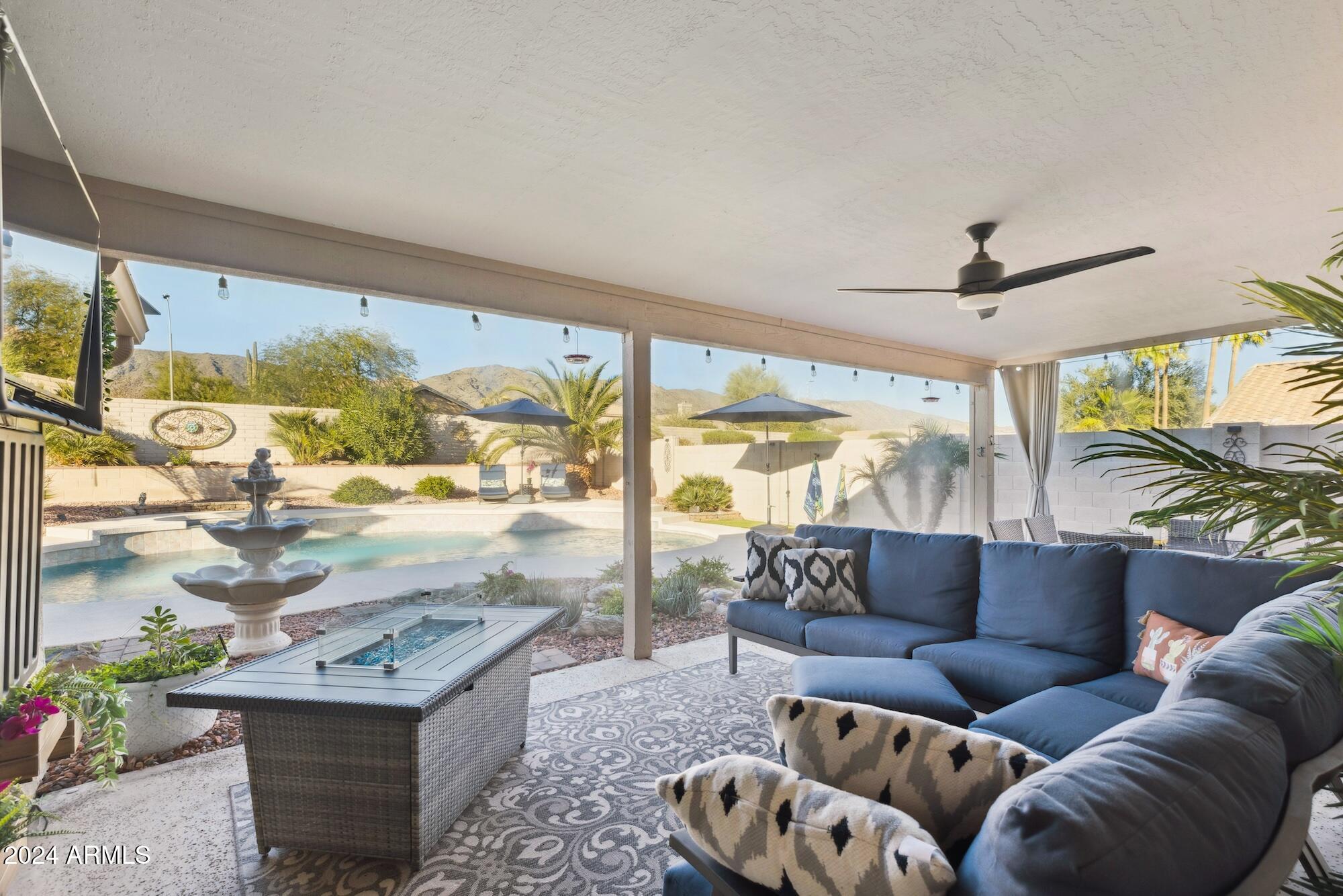 1320 W MUIRWOOD Drive