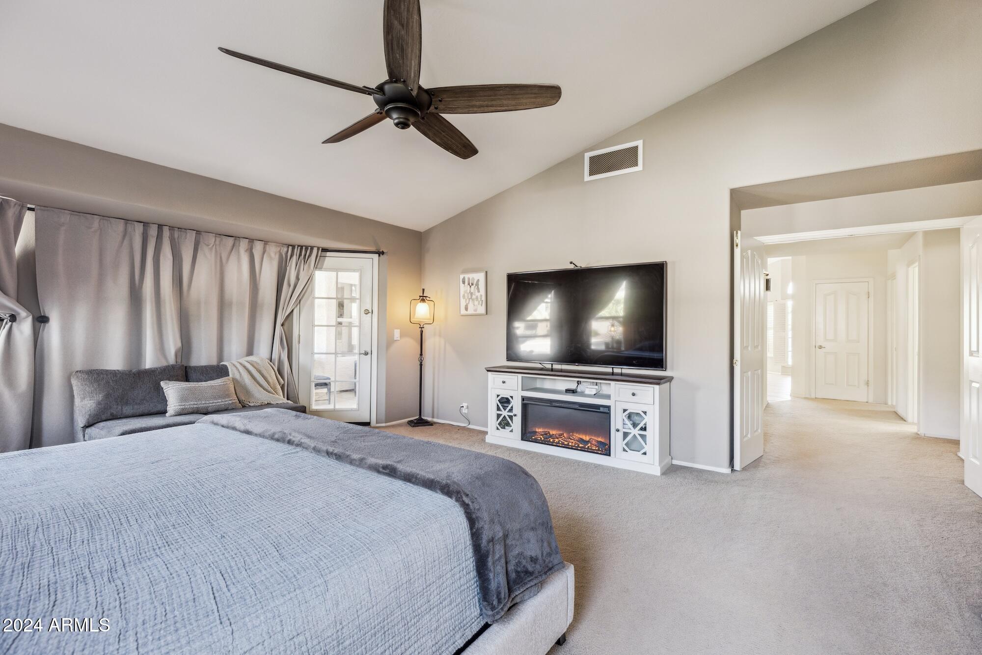 1320 W MUIRWOOD Drive