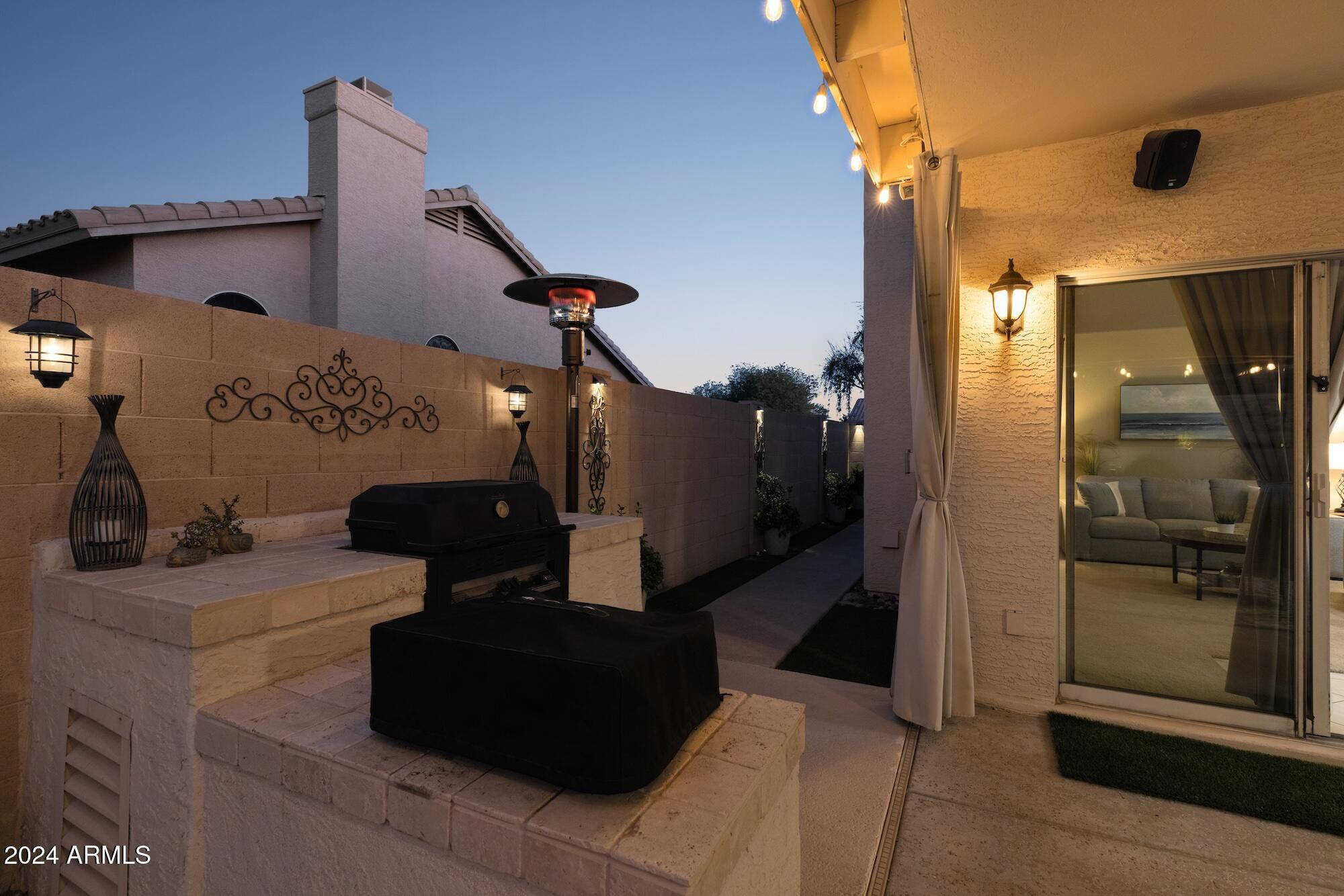 1320 W MUIRWOOD Drive