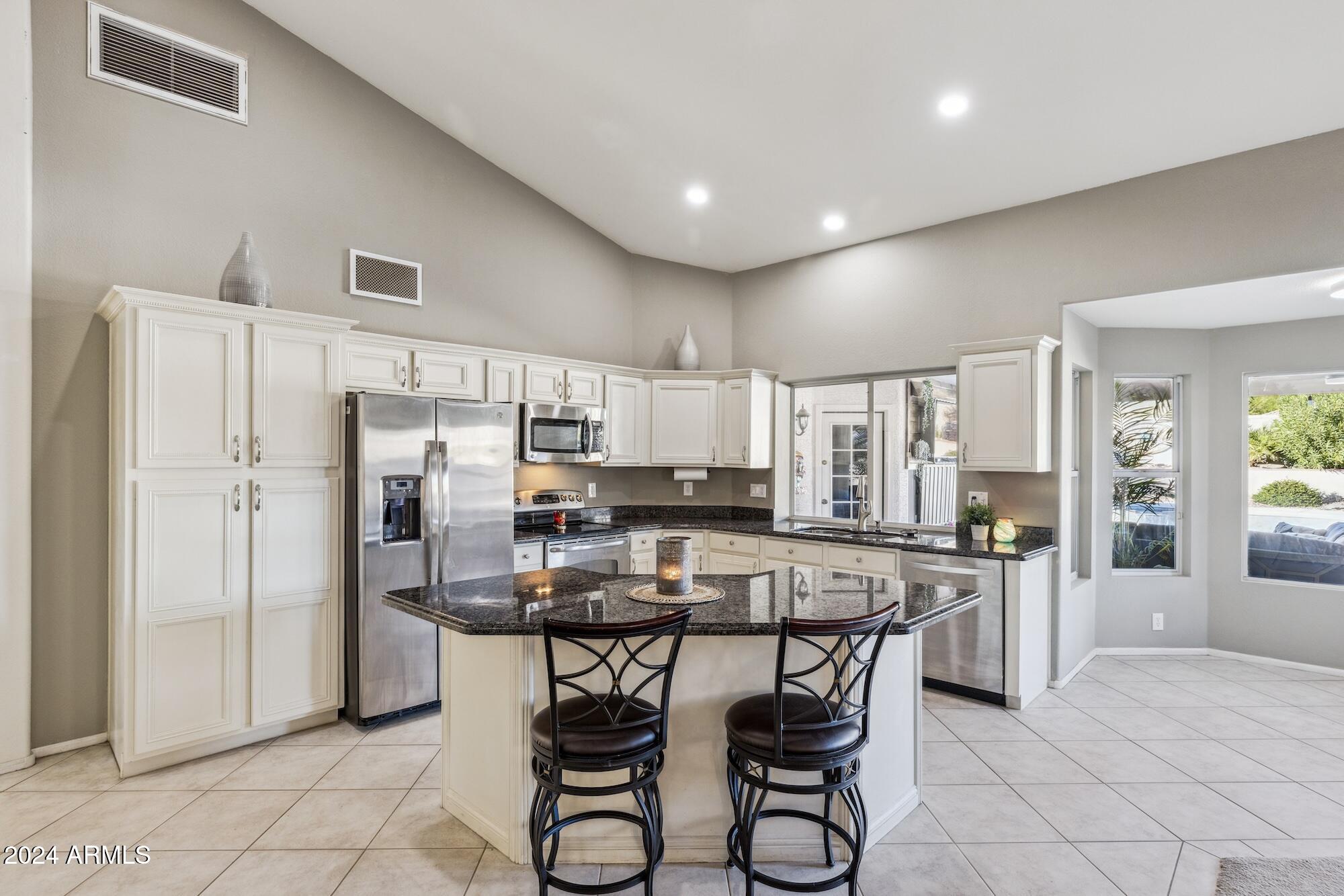 1320 W MUIRWOOD Drive