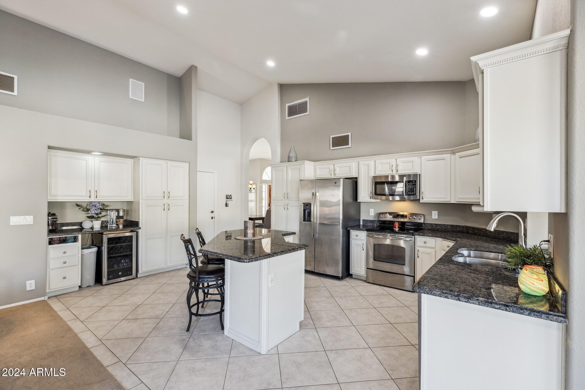 1320 W MUIRWOOD Drive