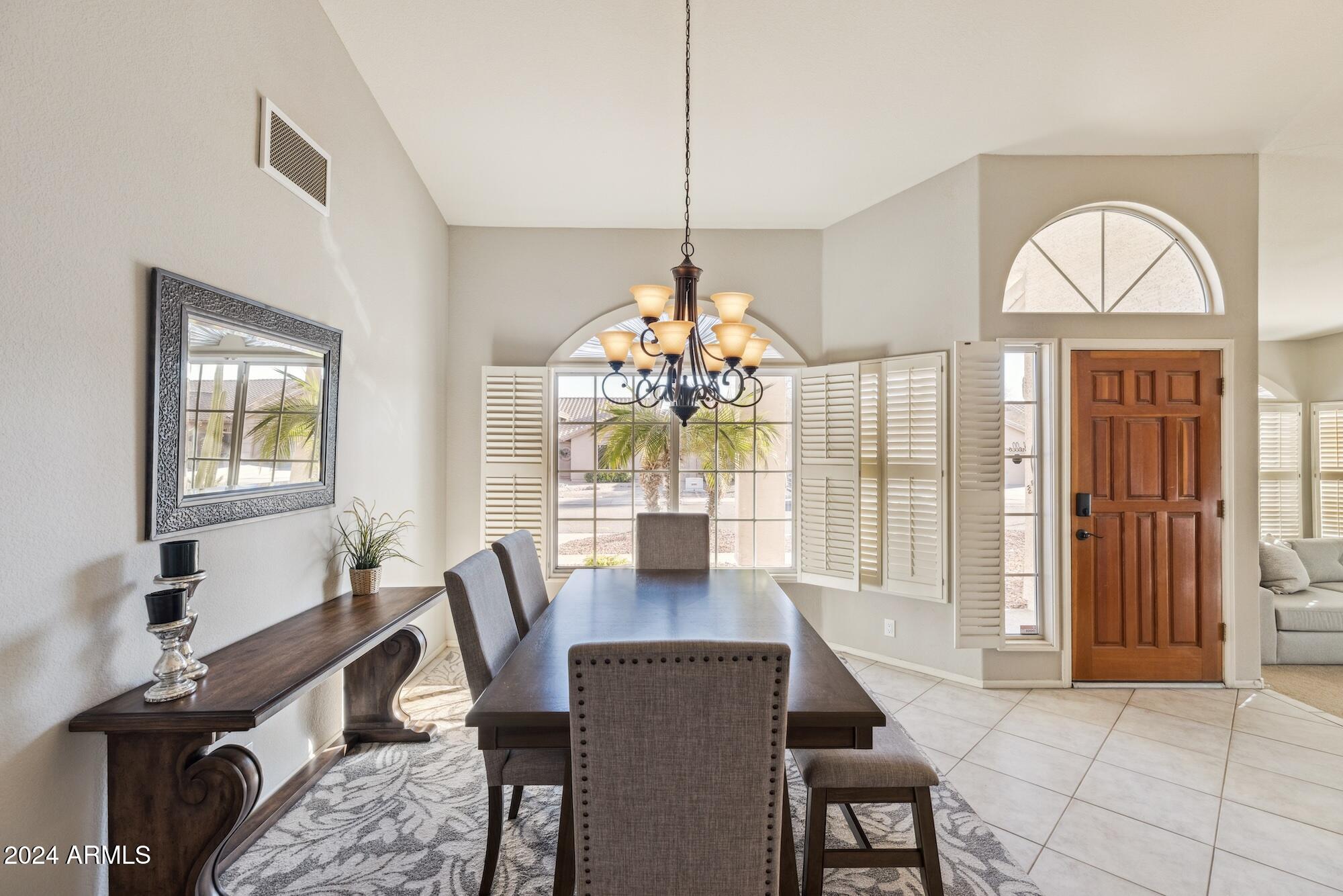 1320 W MUIRWOOD Drive