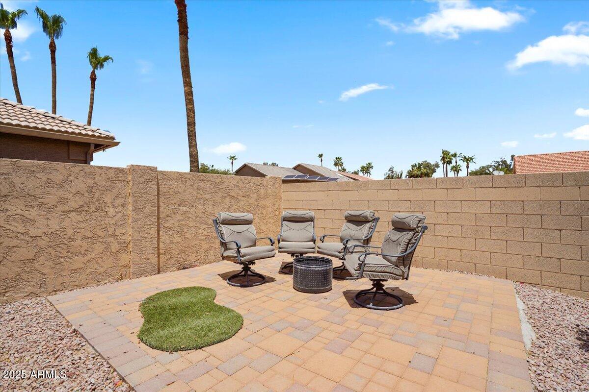 23702 S DESERT SANDS Drive