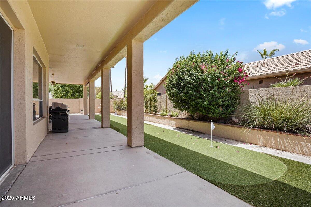23702 S DESERT SANDS Drive