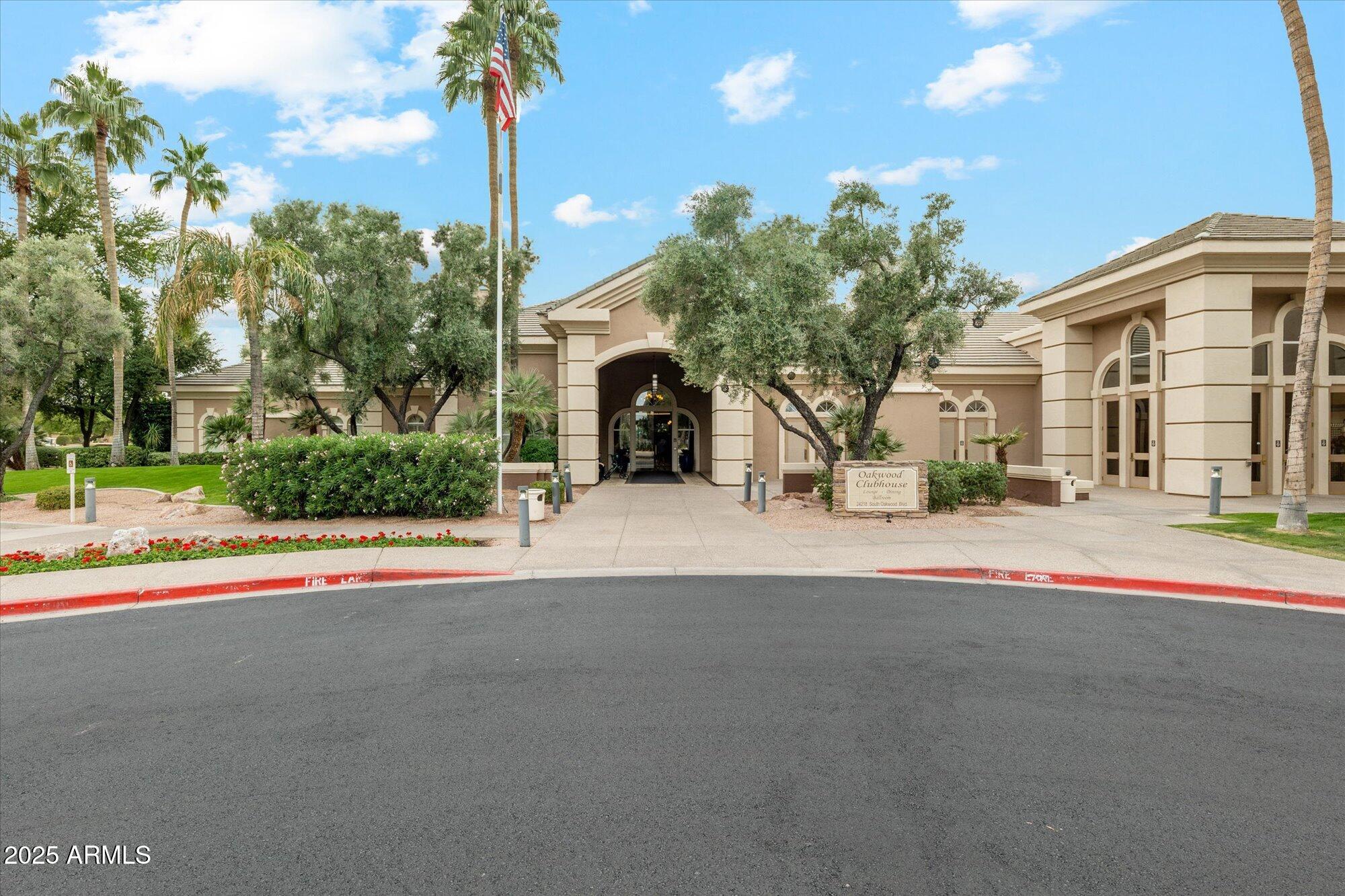 23702 S DESERT SANDS Drive