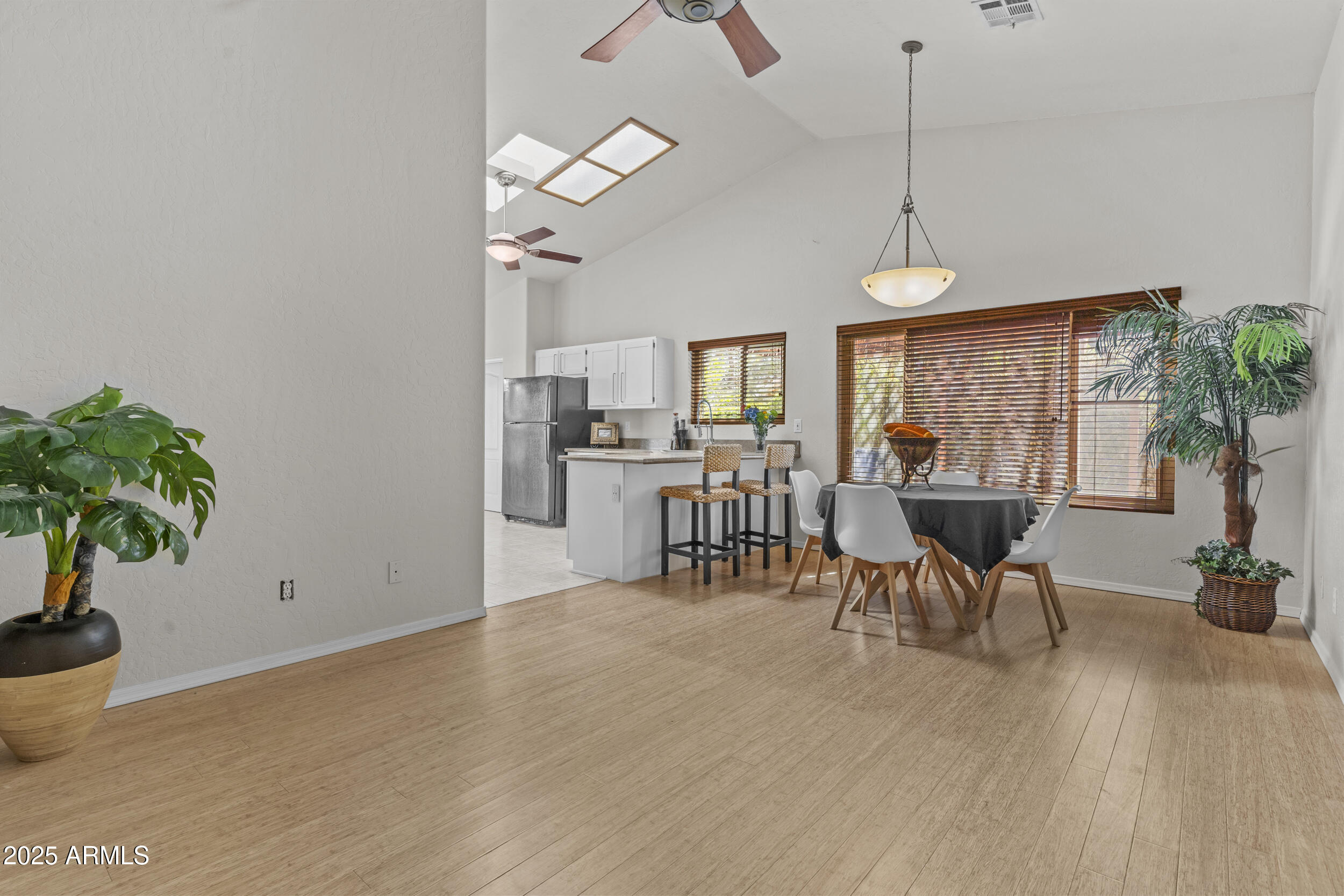 1135 W SEA FOG Drive