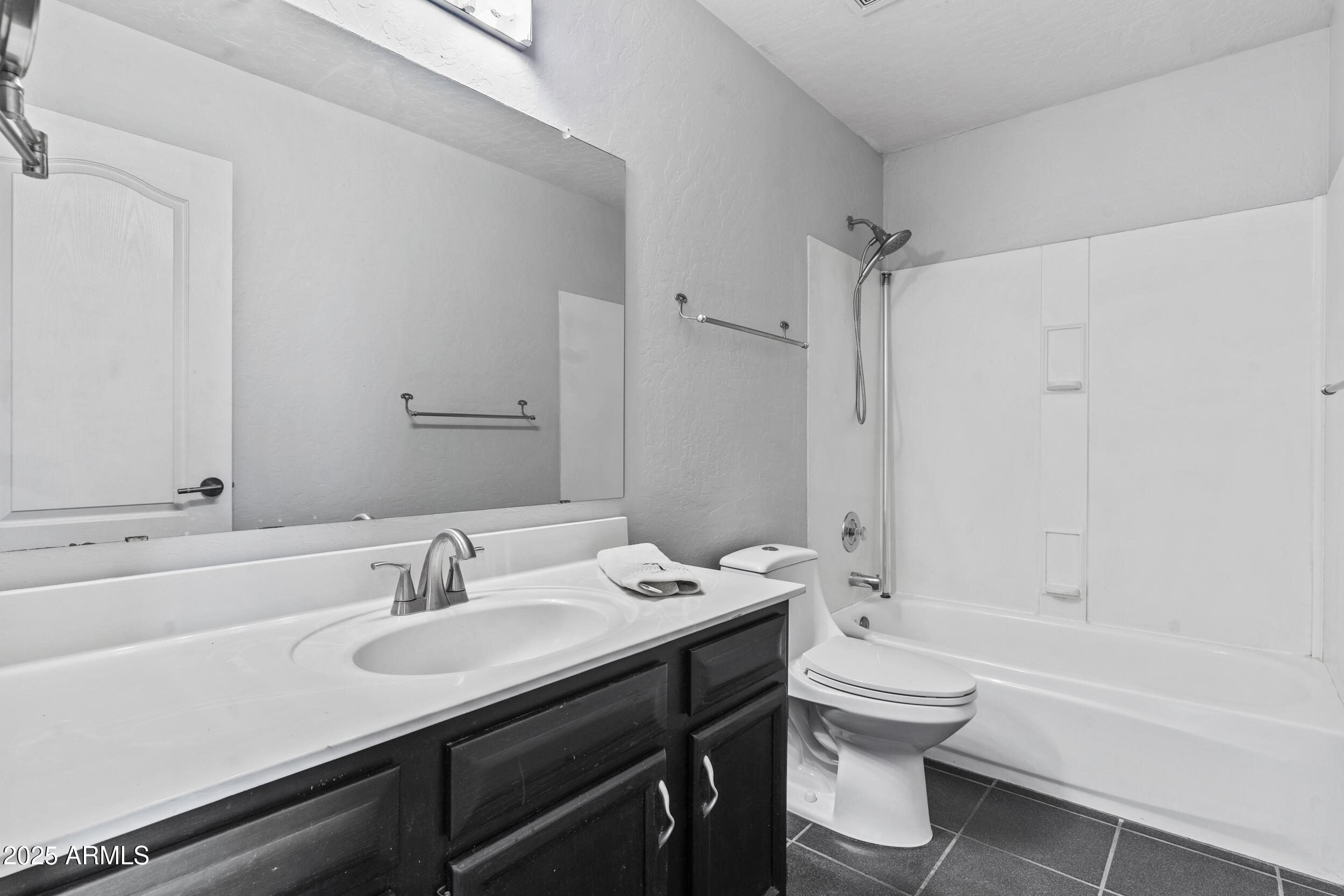 1135 W SEA FOG Drive