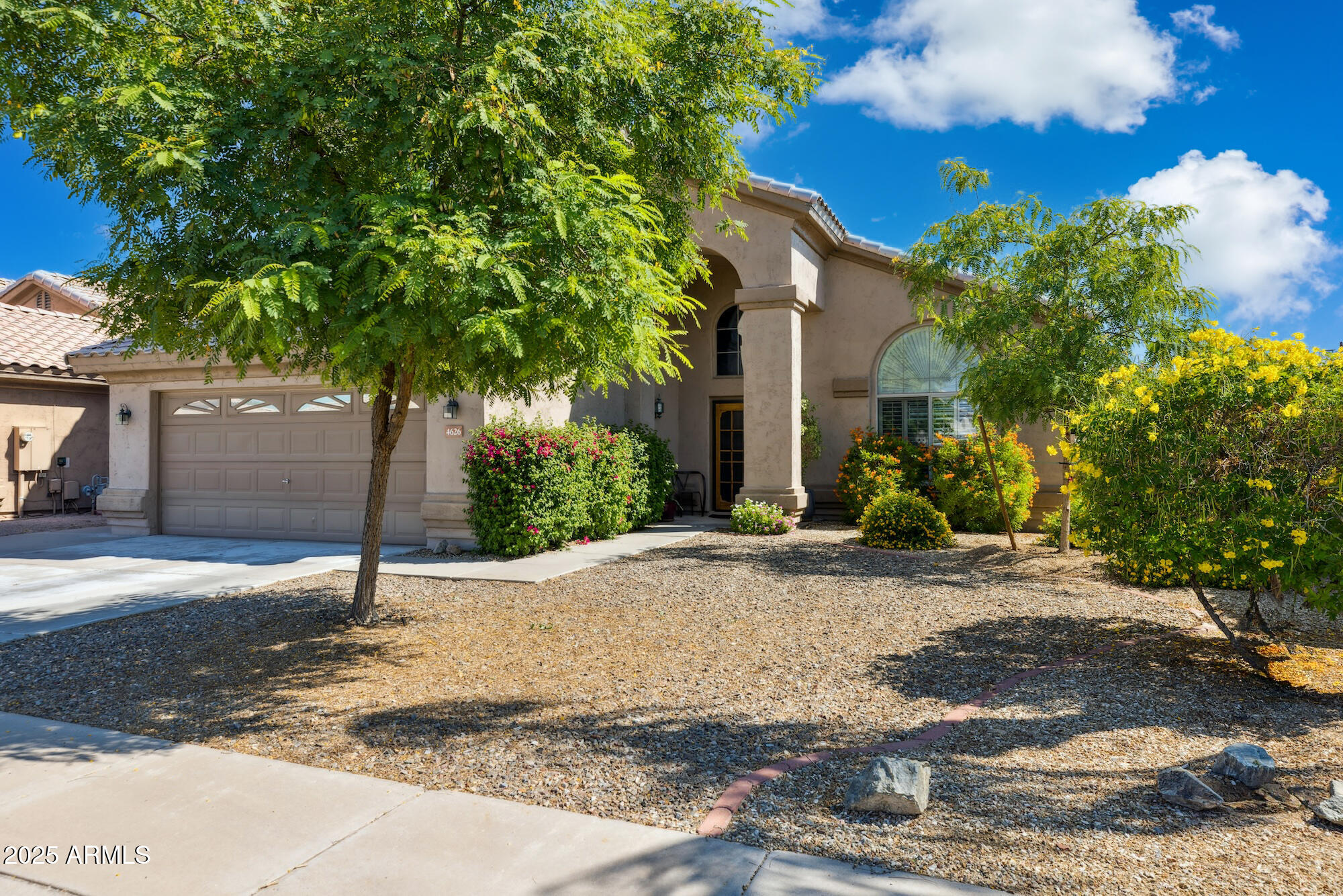 4626 E SUMMERHAVEN Drive