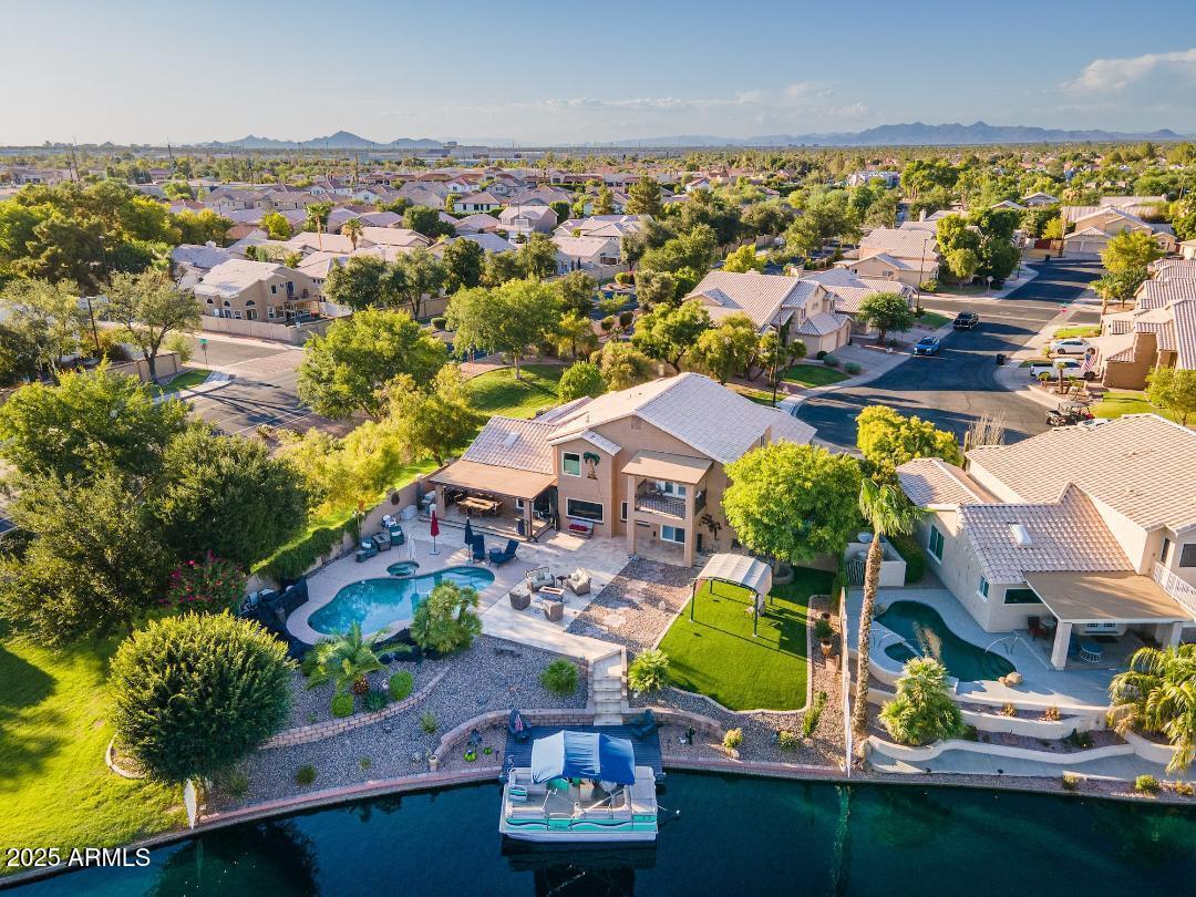 936 S PARADISE Drive