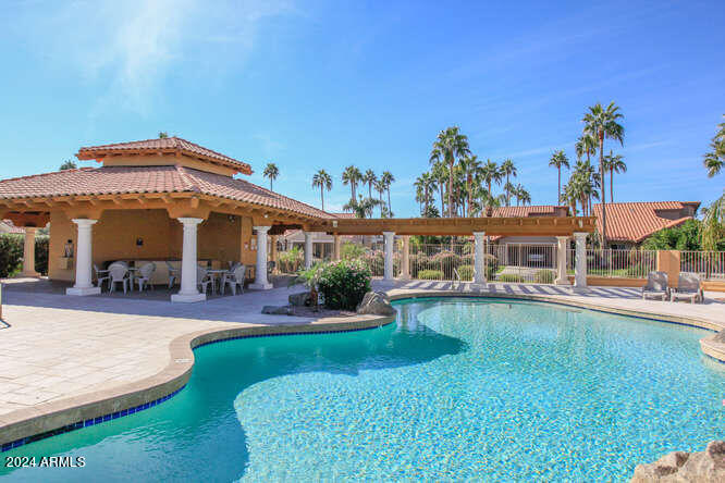 514 S MARINA Drive