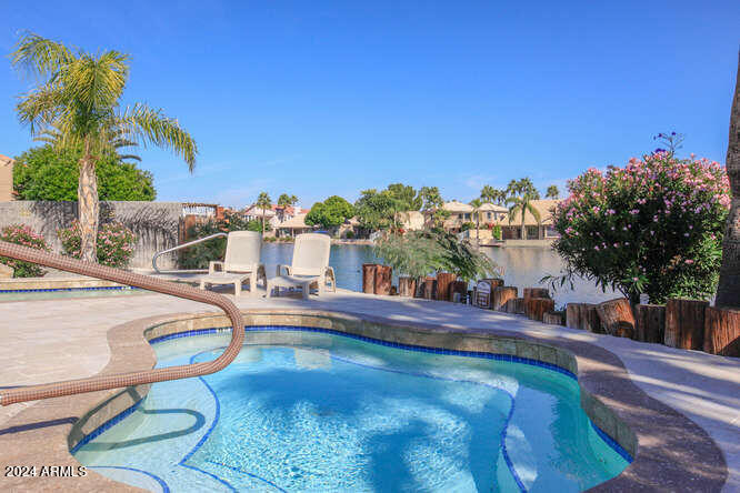 514 S MARINA Drive