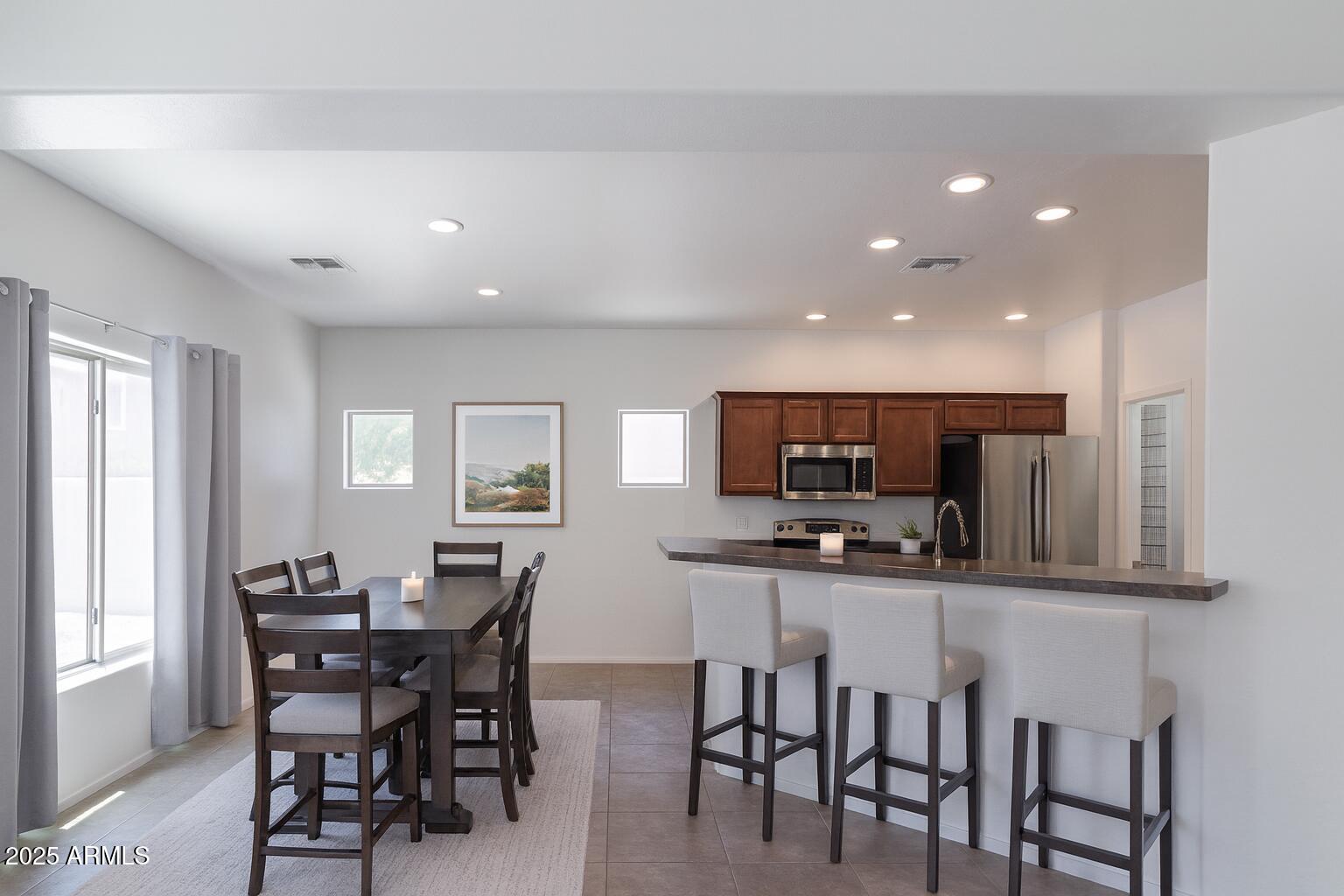 44175 W KNAUSS Drive