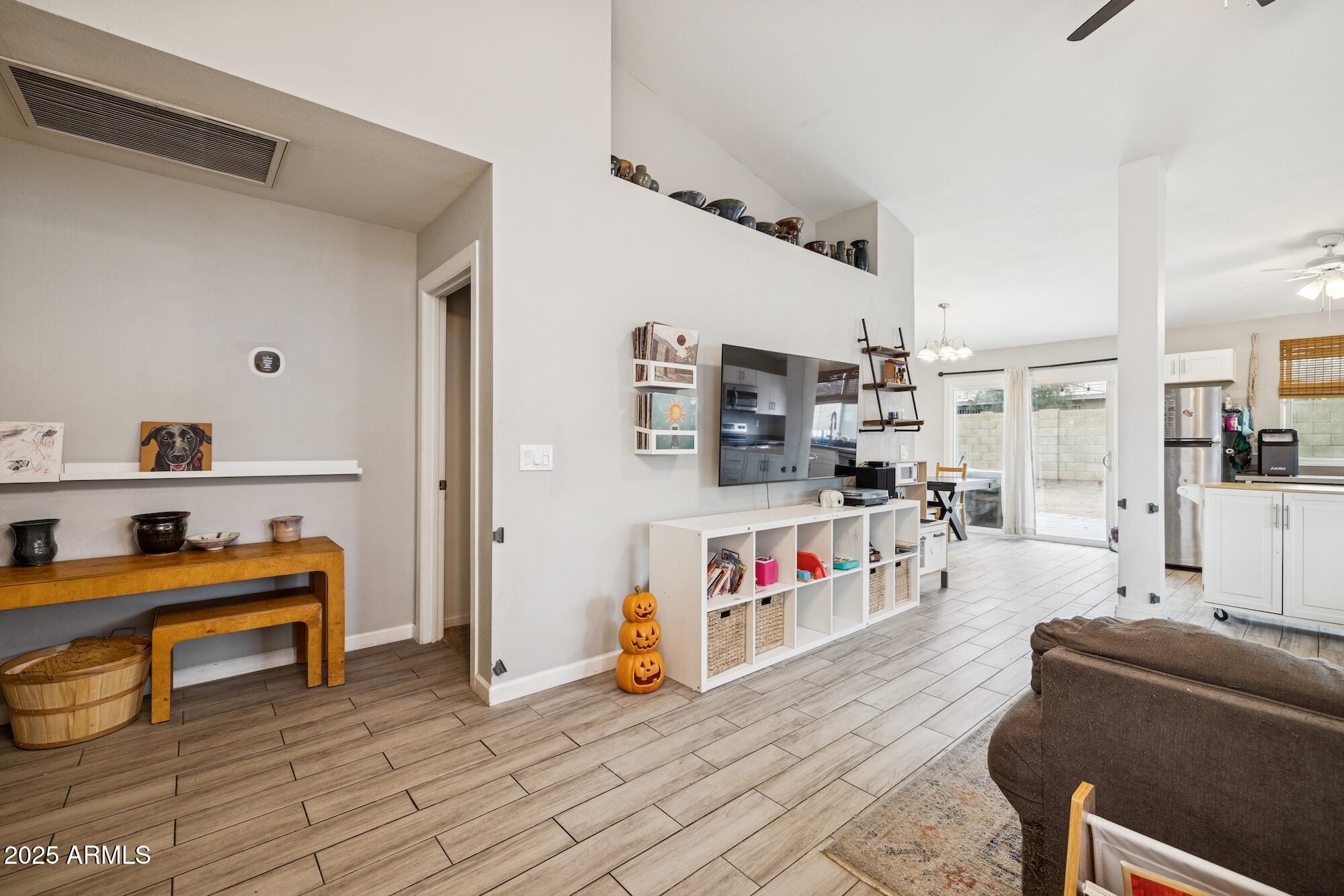 1701 E Carson Road, Phoenix