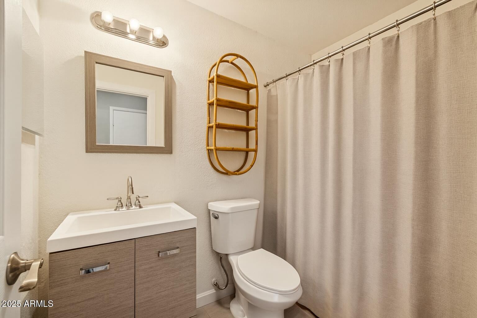 1701 E Carson Road, Phoenix