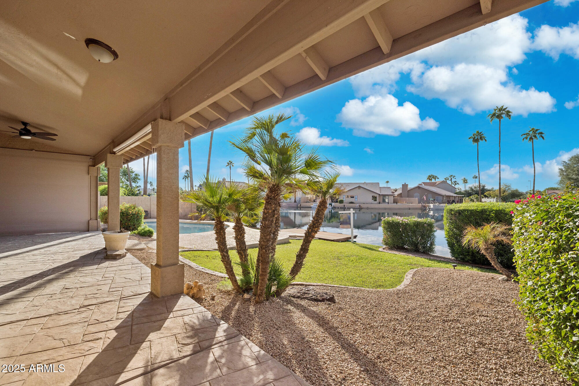 510 S LAGOON Drive, Gilbert