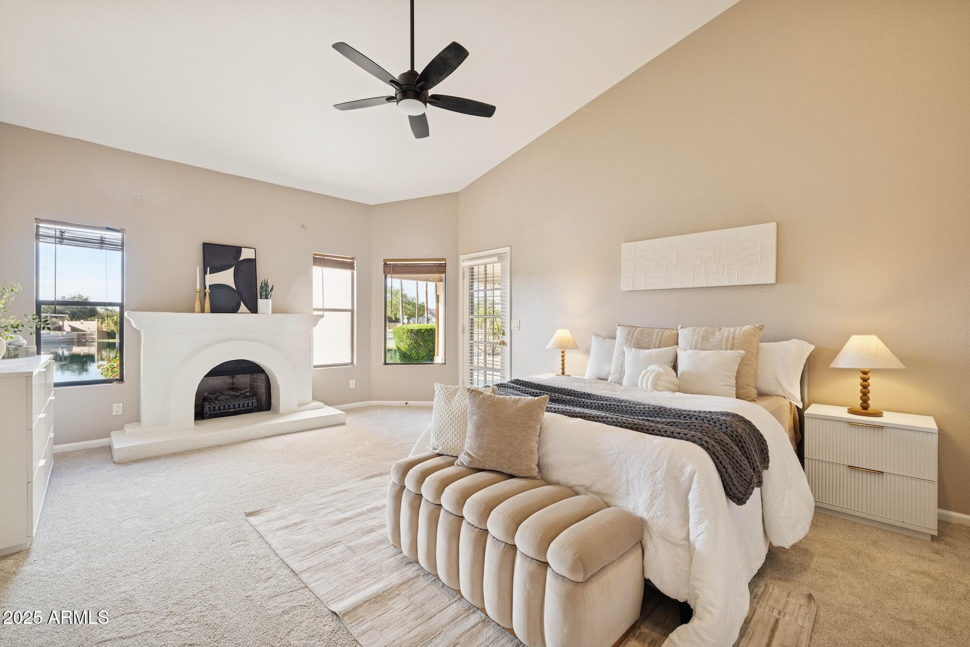 510 S LAGOON Drive, Gilbert