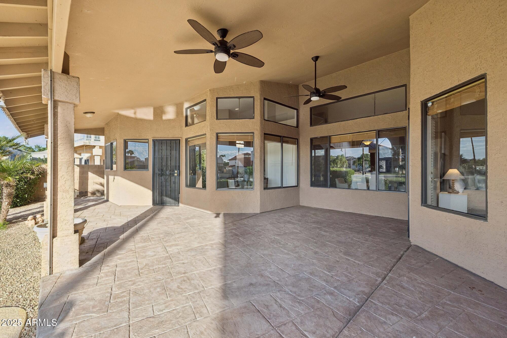 510 S LAGOON Drive, Gilbert