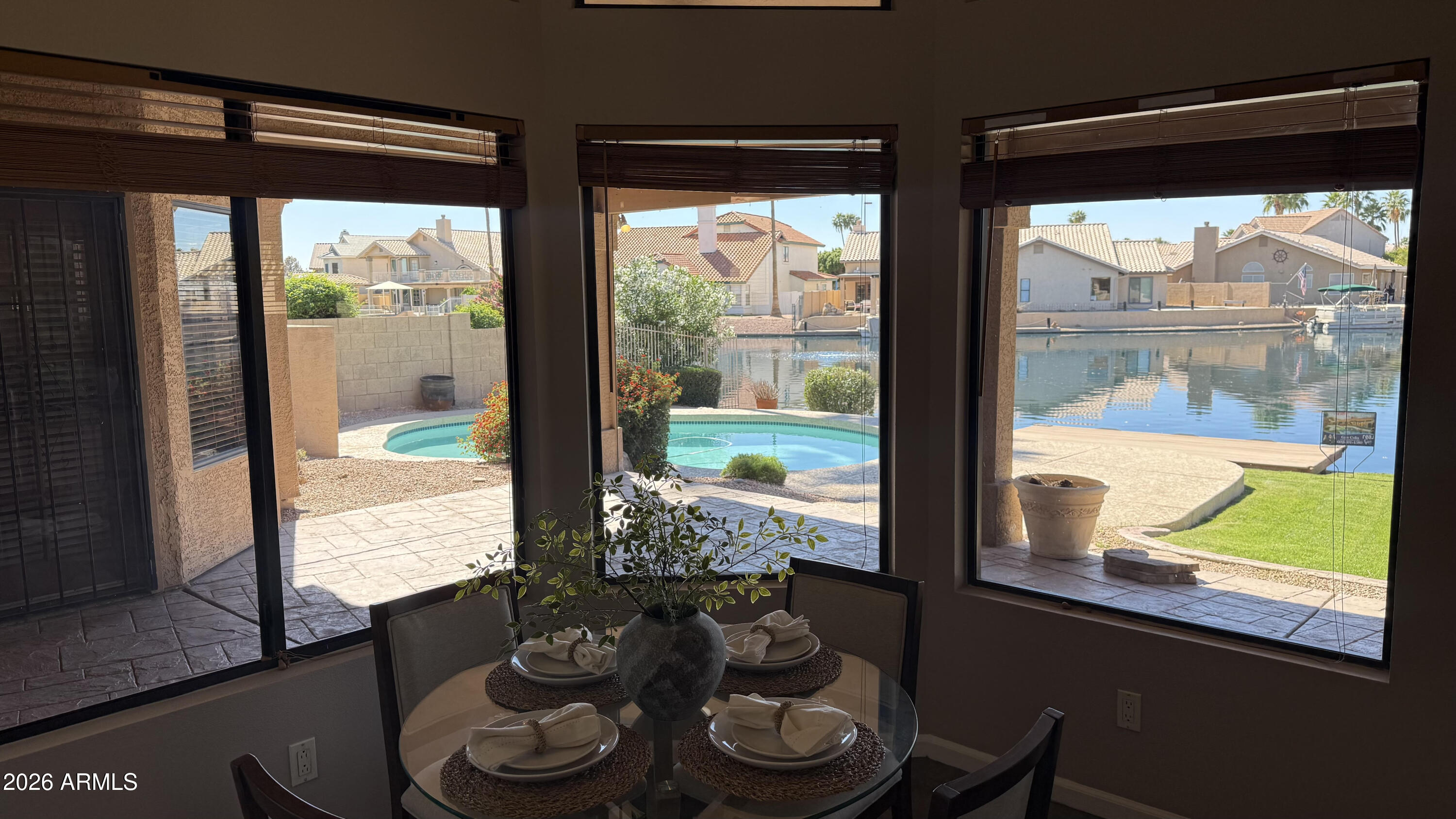 510 S LAGOON Drive, Gilbert