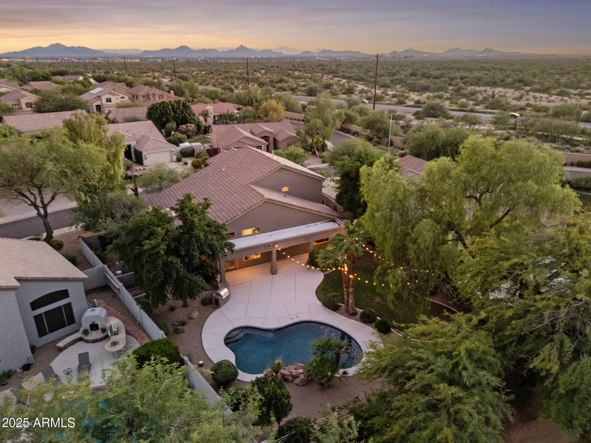 7222 E RUSTLING Pass