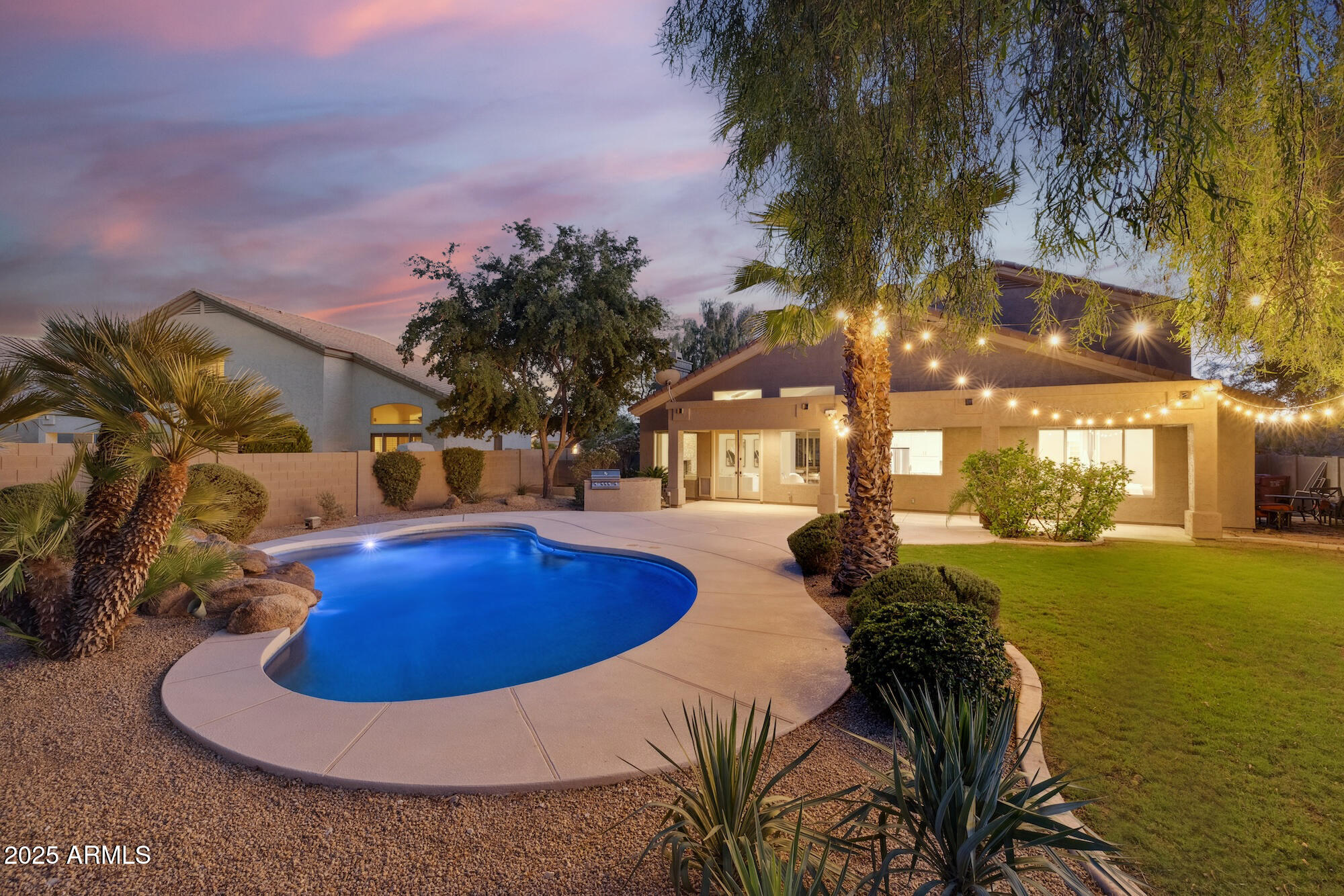 7222 E RUSTLING Pass