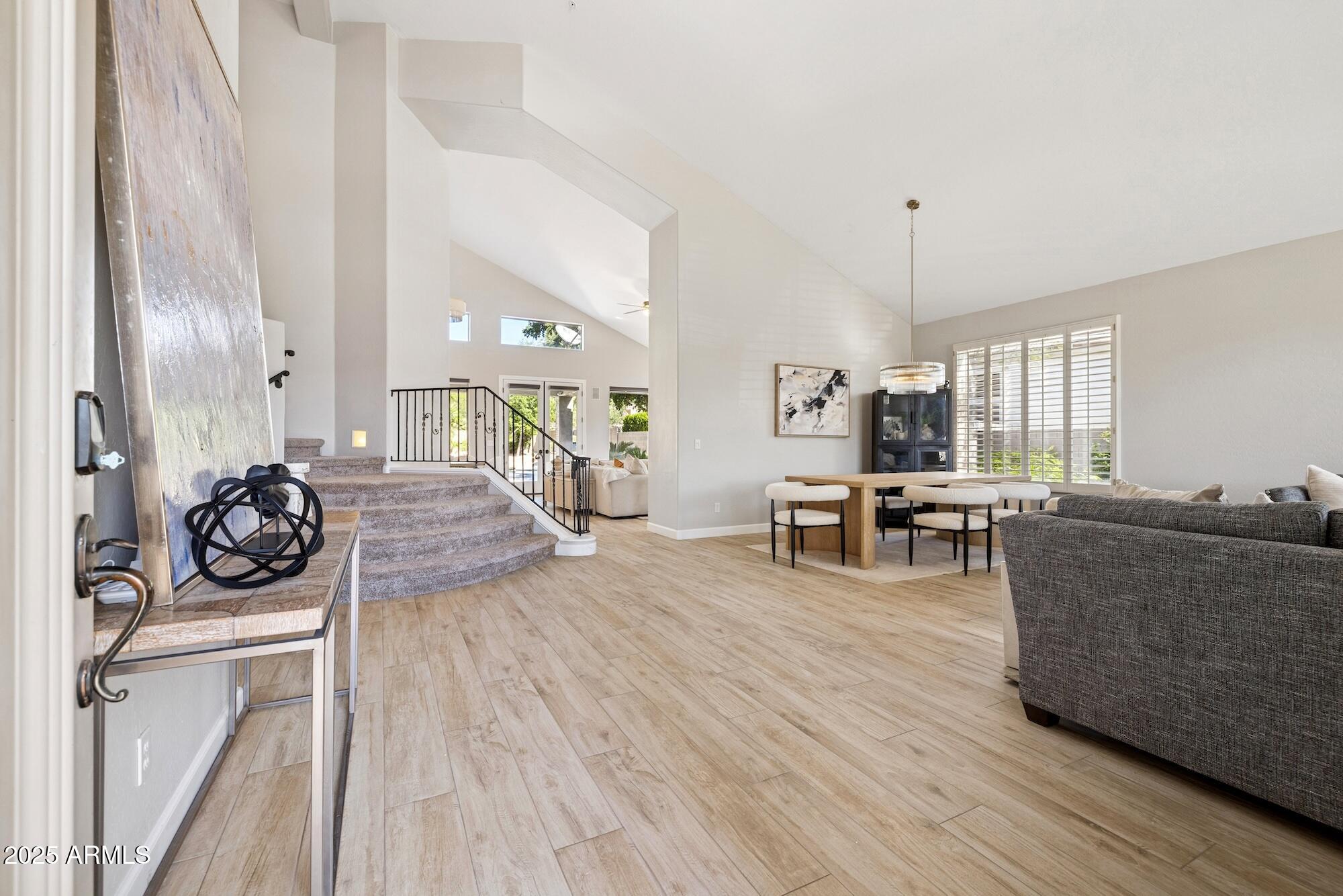 7222 E RUSTLING Pass