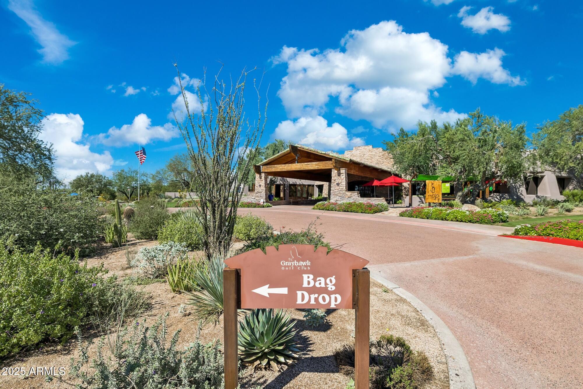 7222 E RUSTLING Pass