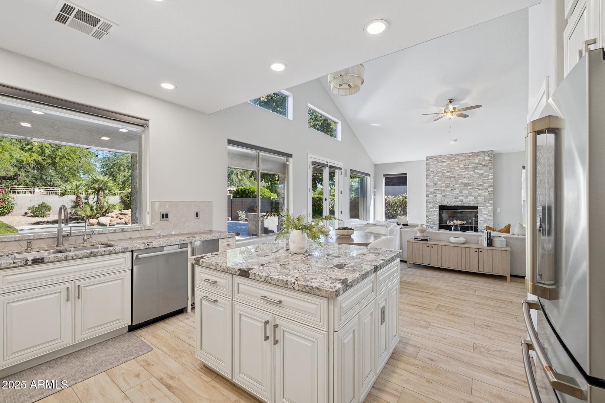 7222 E RUSTLING Pass