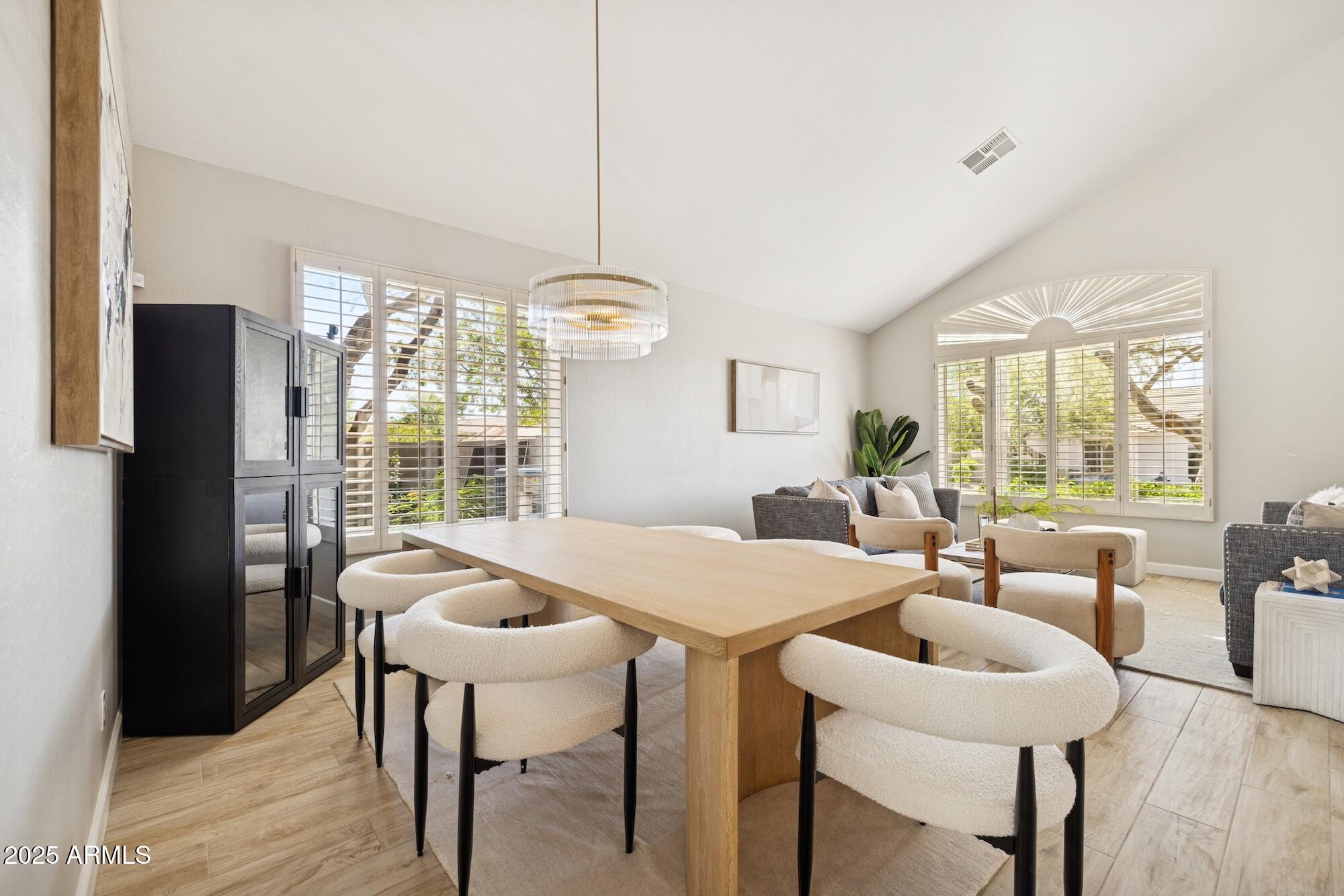 7222 E RUSTLING Pass