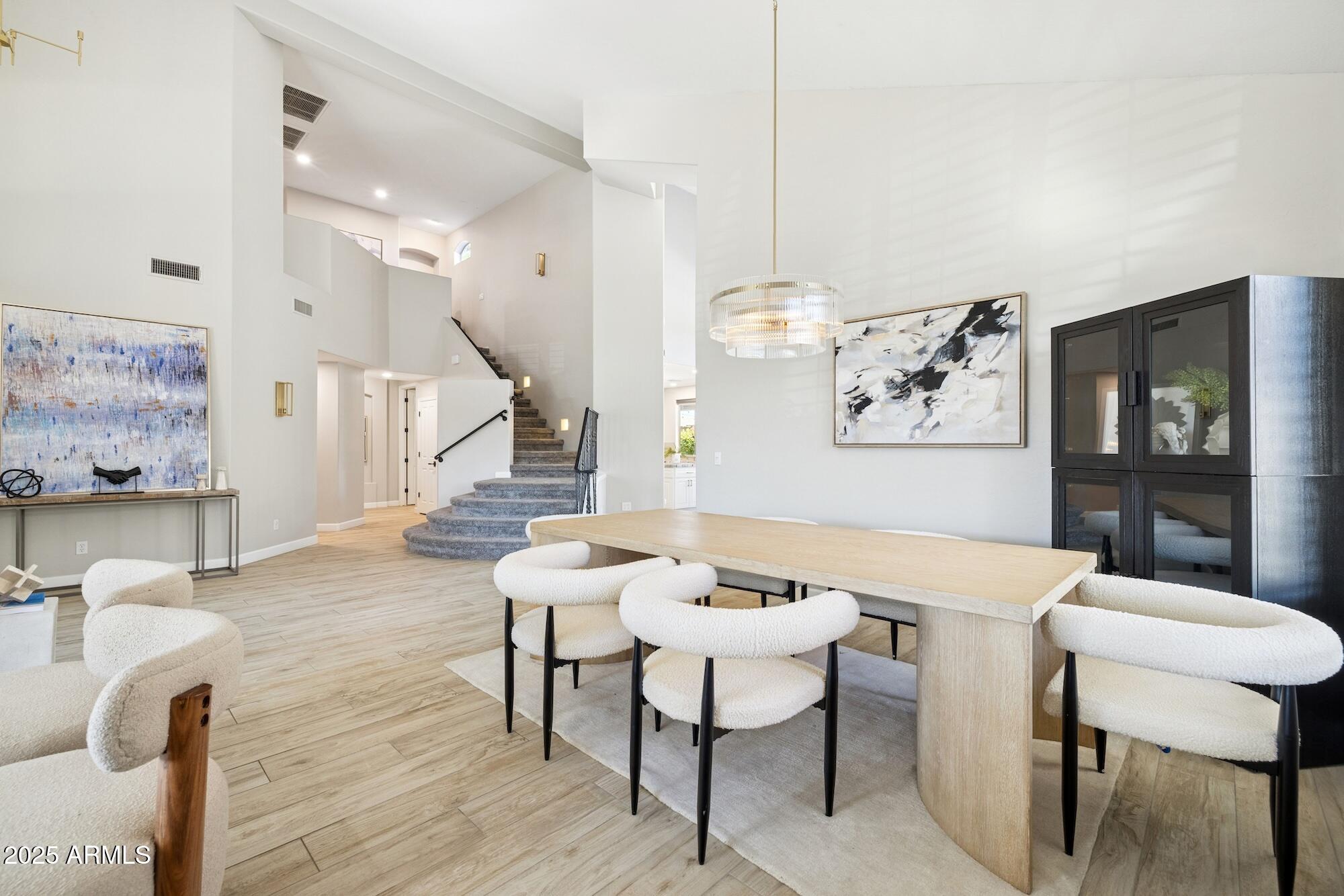 7222 E RUSTLING Pass