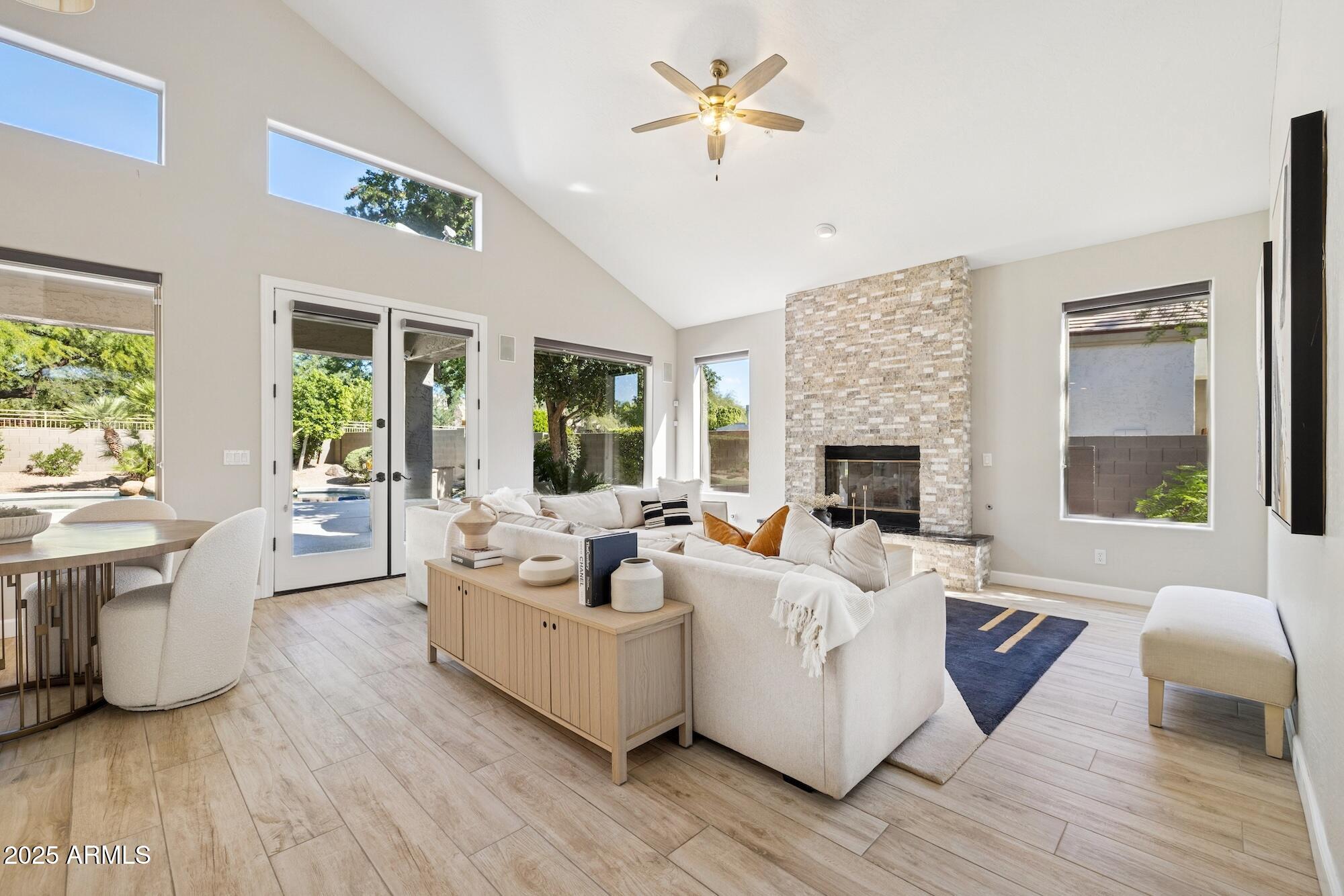 7222 E RUSTLING Pass