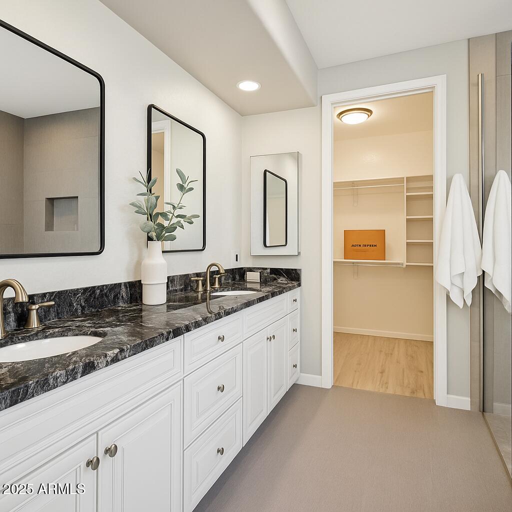 7222 E RUSTLING Pass