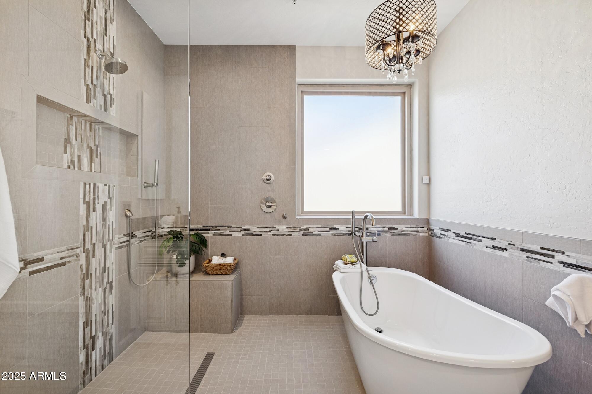 7222 E RUSTLING Pass