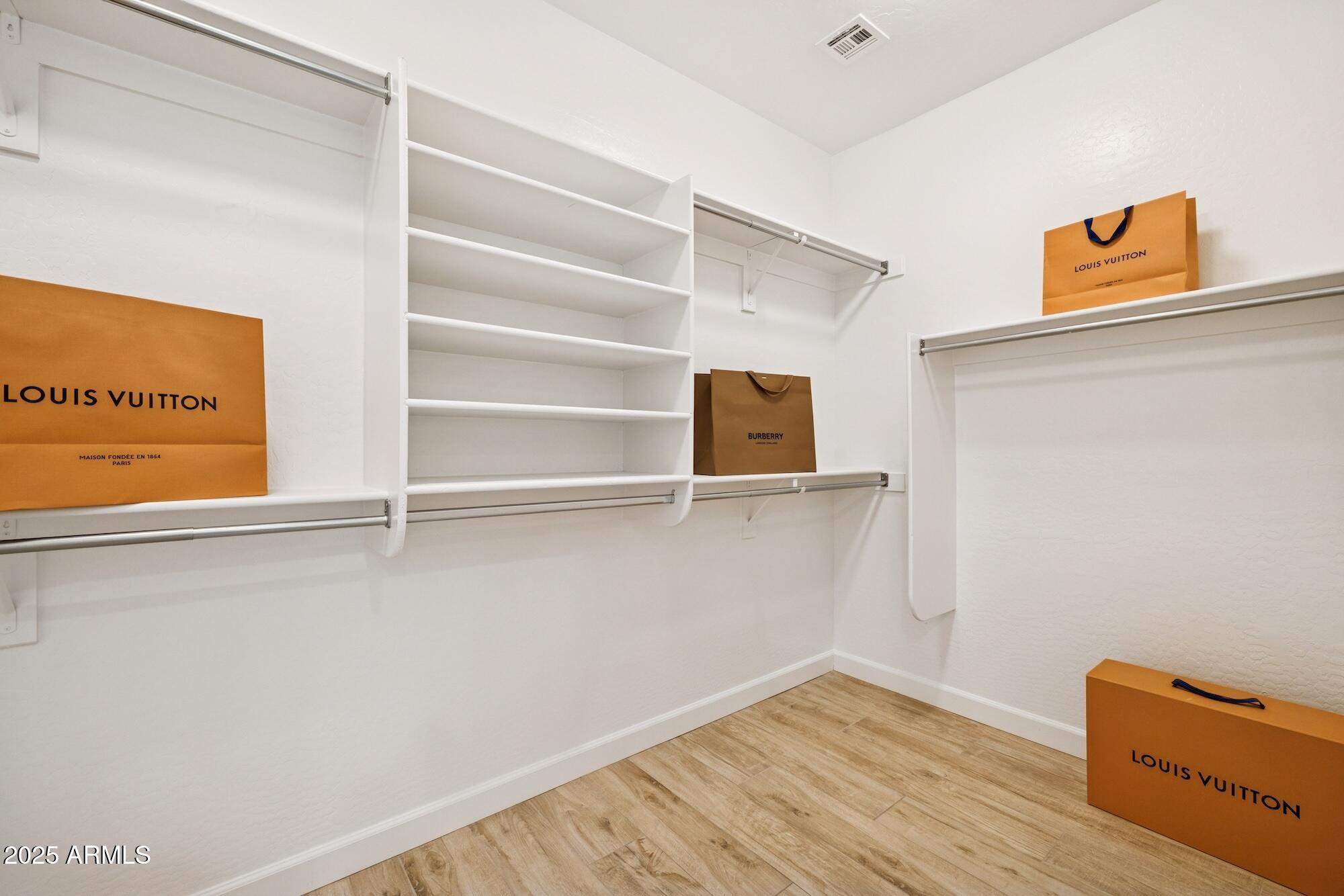 7222 E RUSTLING Pass