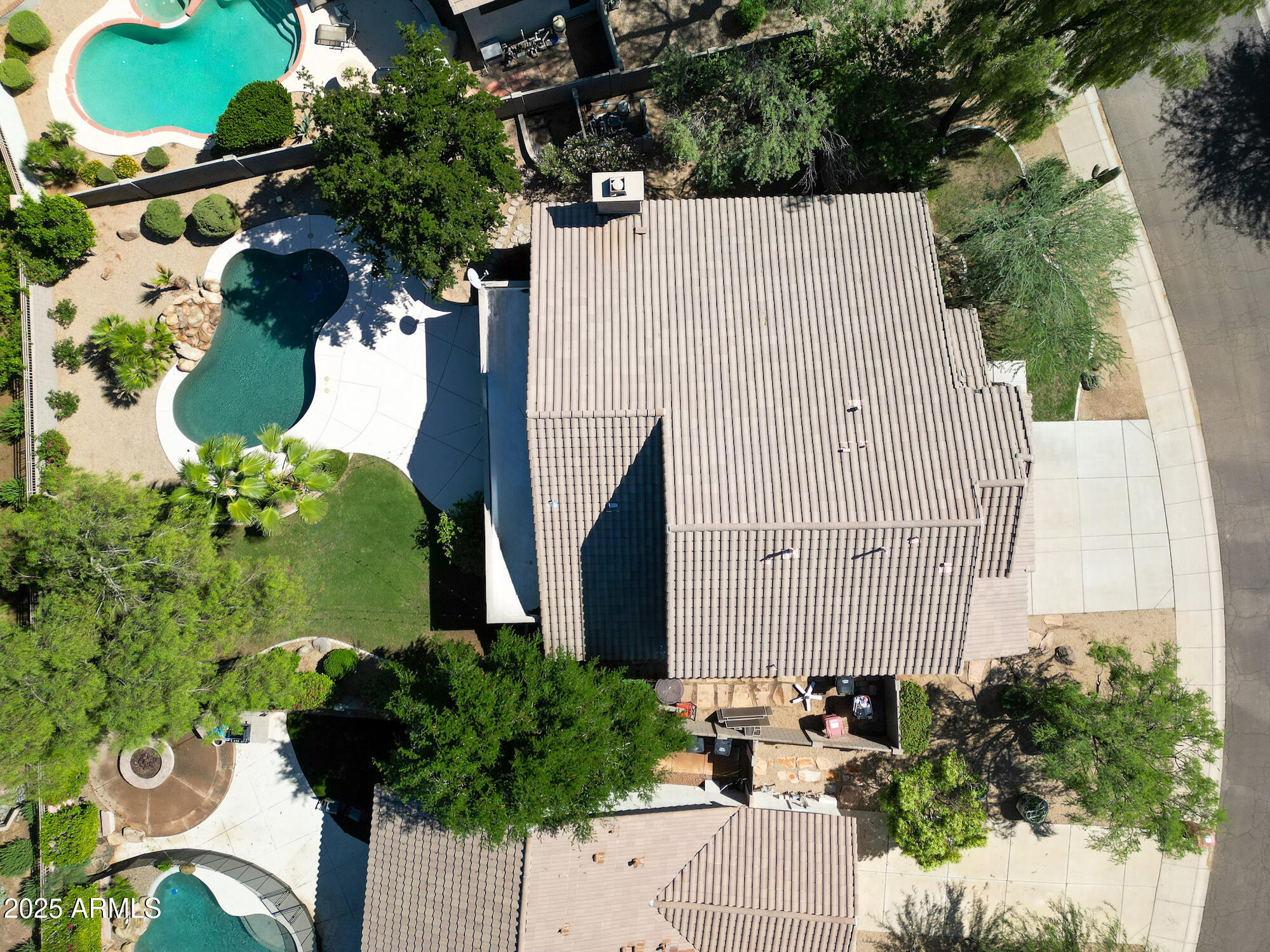 7222 E RUSTLING Pass