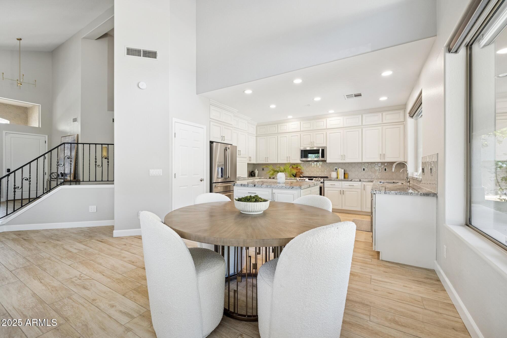 7222 E RUSTLING Pass