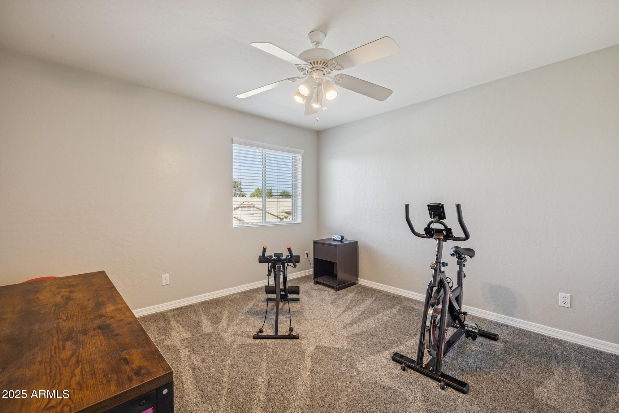 919 S PARADISE Drive