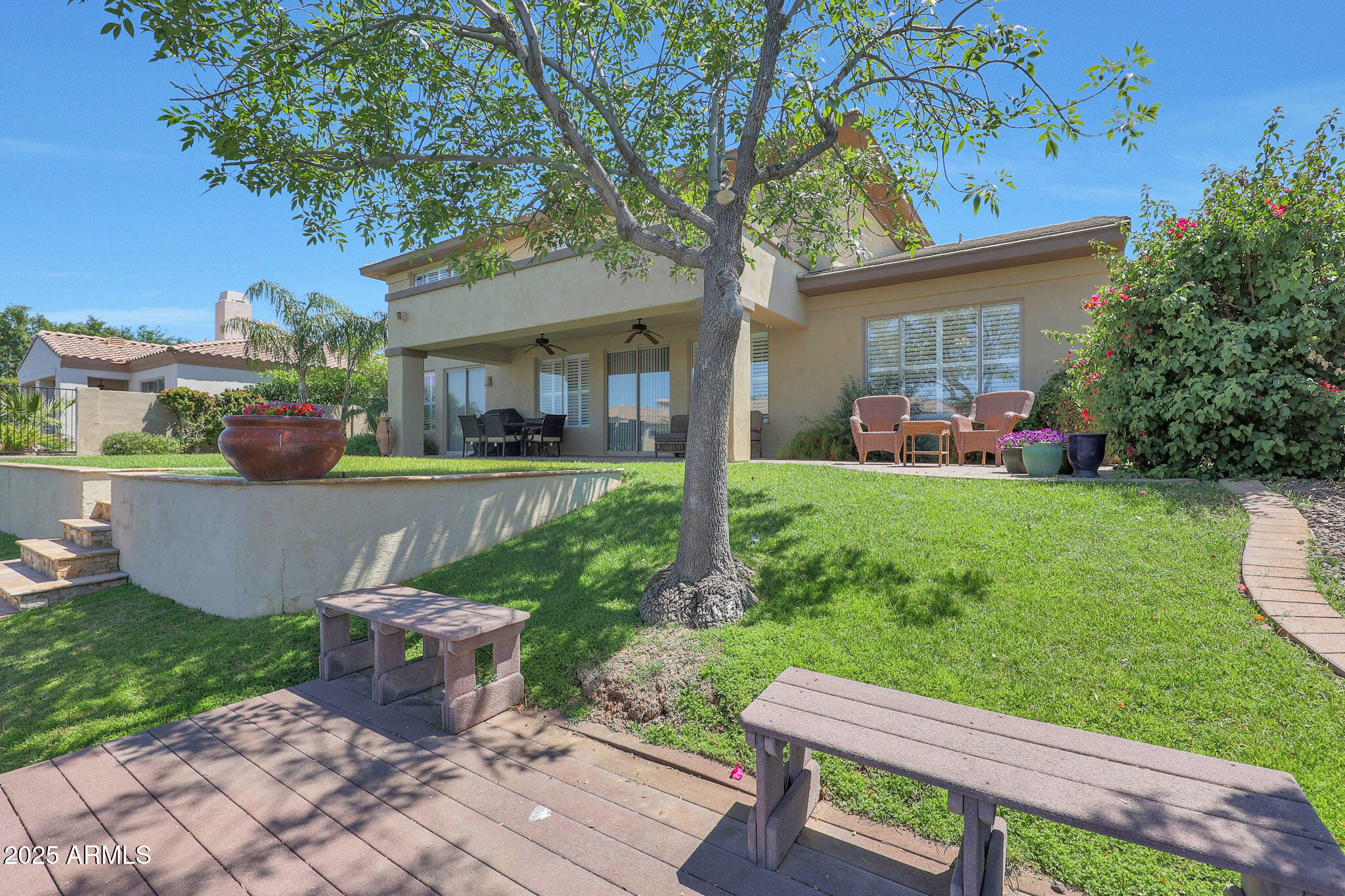 1740 W BARTLETT Way