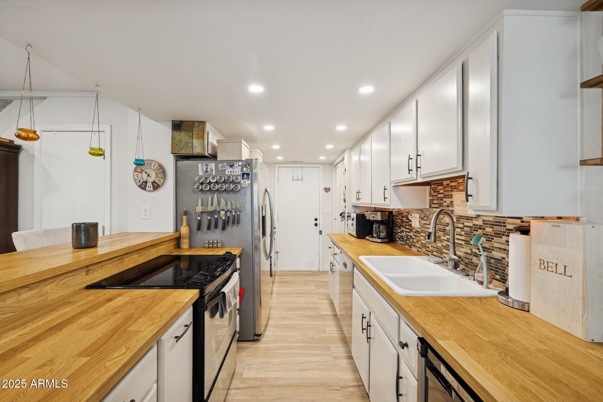 4801 E EUCLID Avenue 2