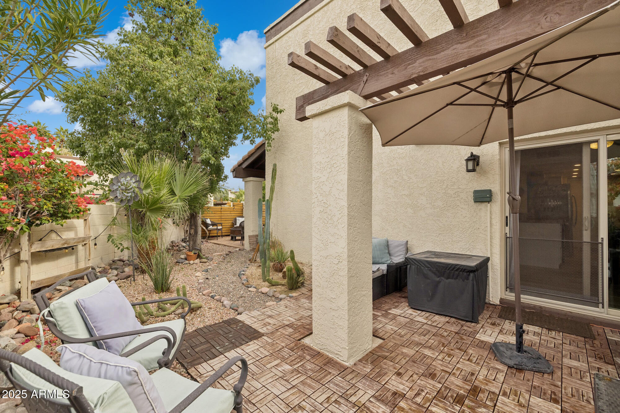 4801 E EUCLID Avenue 2